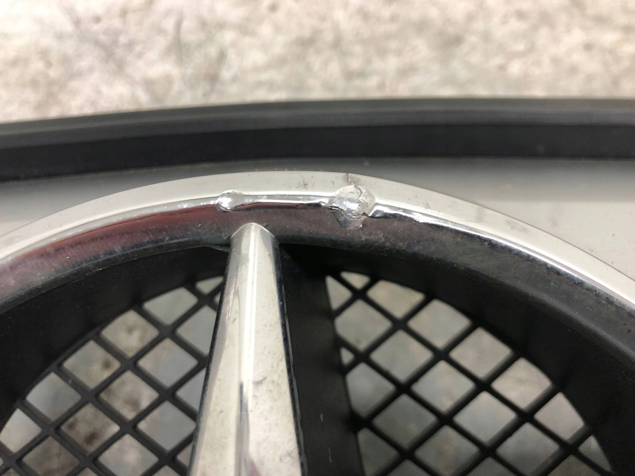 Mercedes-Benz C-Klasse W204 Kühlergrill FRONTGRILL Kühlergitter A2048800023 - Thumbnail 4