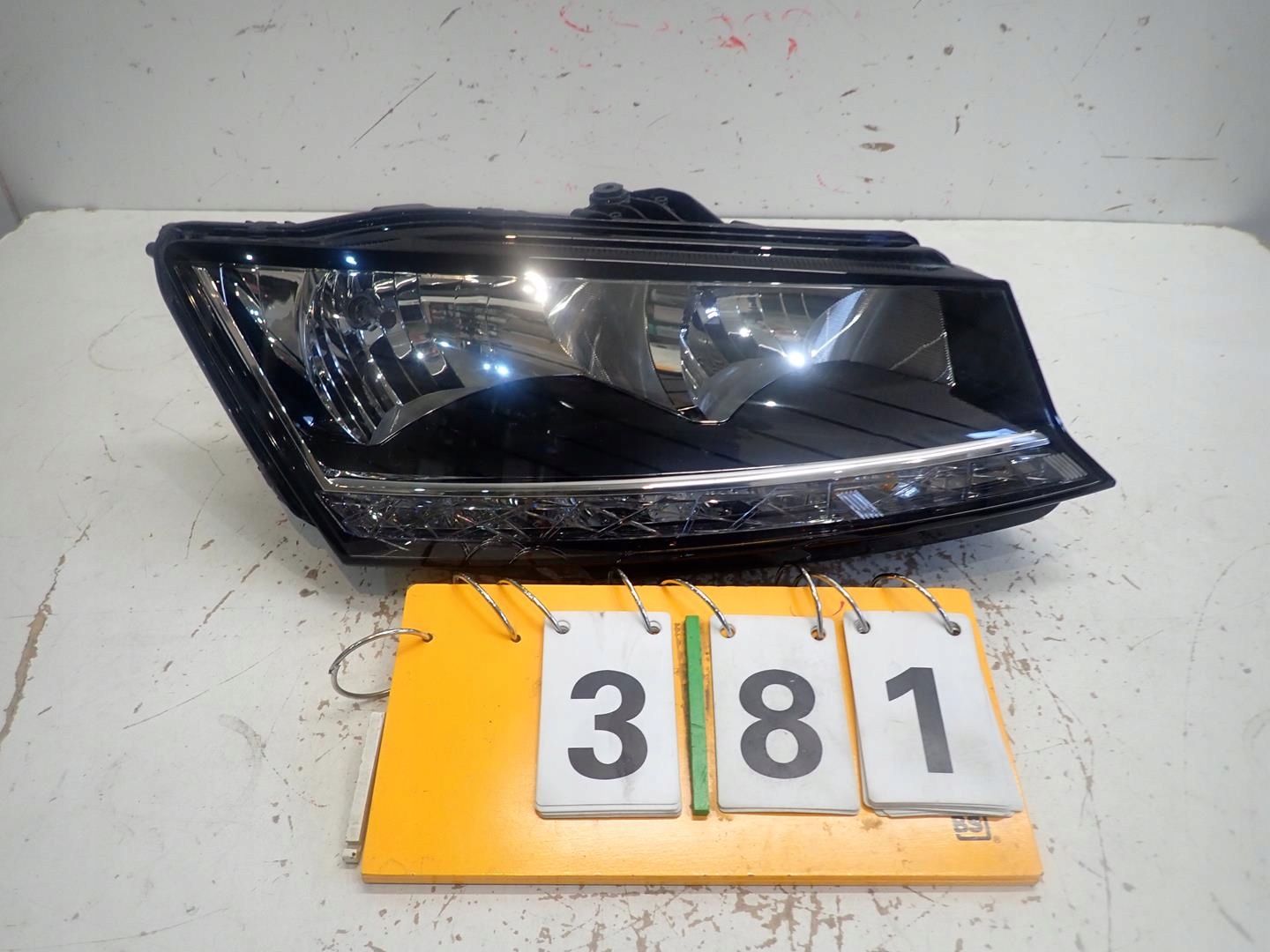 light front right SKODA FABIA III LIFT 2017- LED