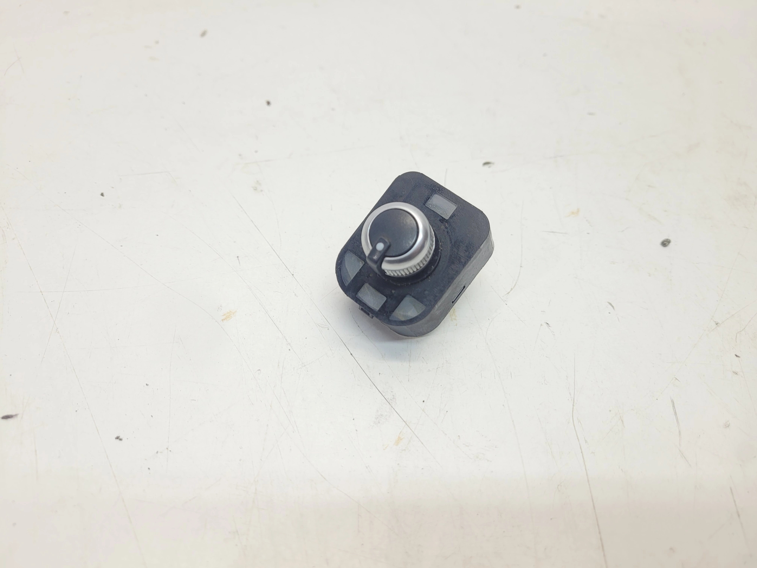 Schalter spiegelschalter AUDI A3 8V 8V0959565D