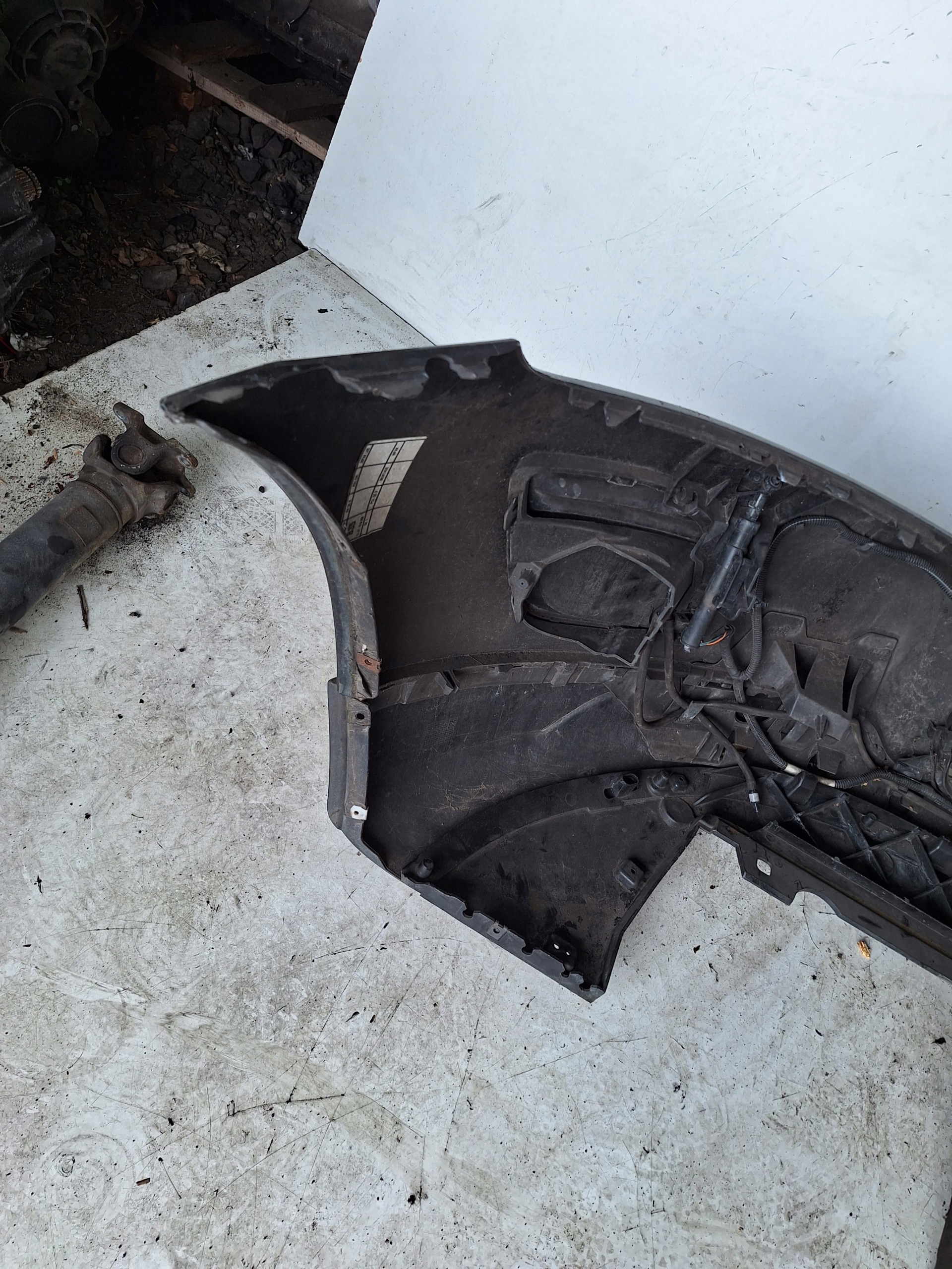 VOLVO XC60 08-13 bumper XENON + PDC