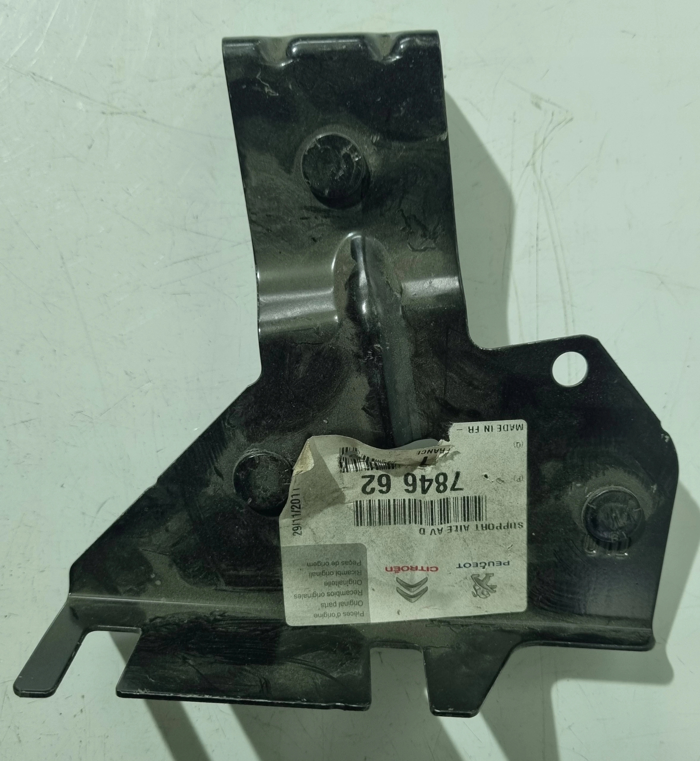 Support plaque Console Droit Aile PEUGEOT PARTNER CITROEN BERLINGO