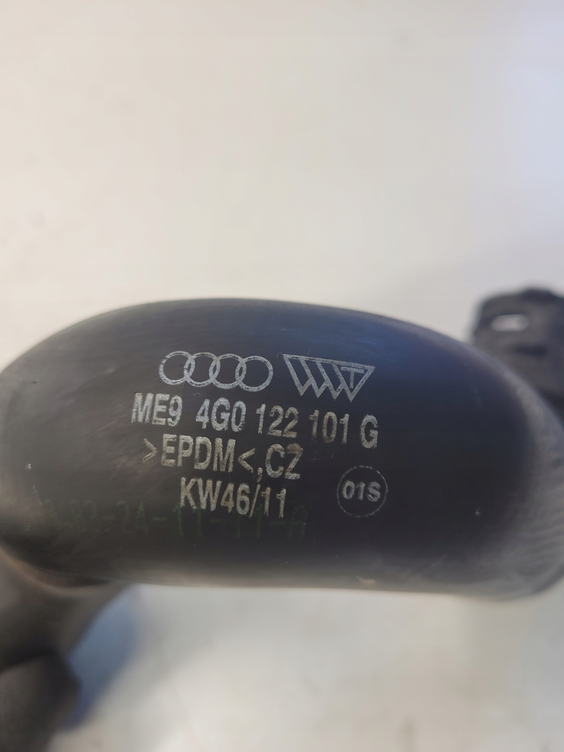 crijevo prijenos vode AUDI A6 C7 A7 4G0122101G 2.0 TDI