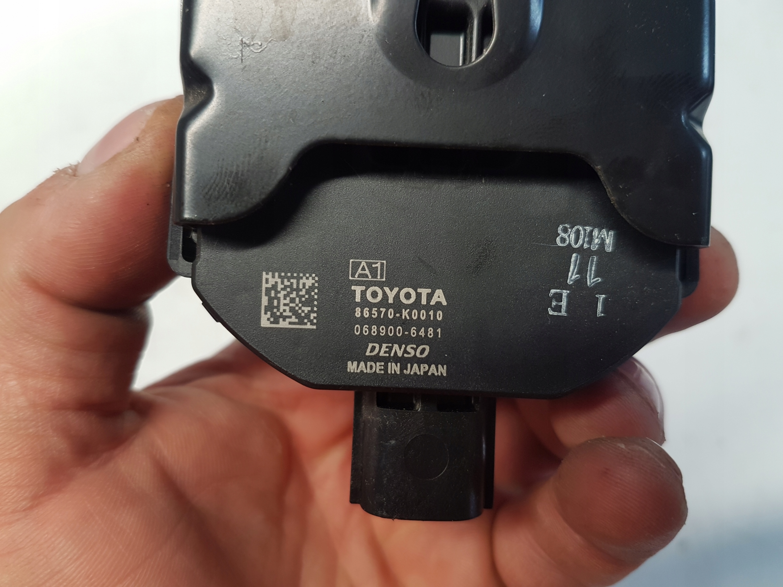 TOYOTA YARIS IV P21 module speaker hybrydy