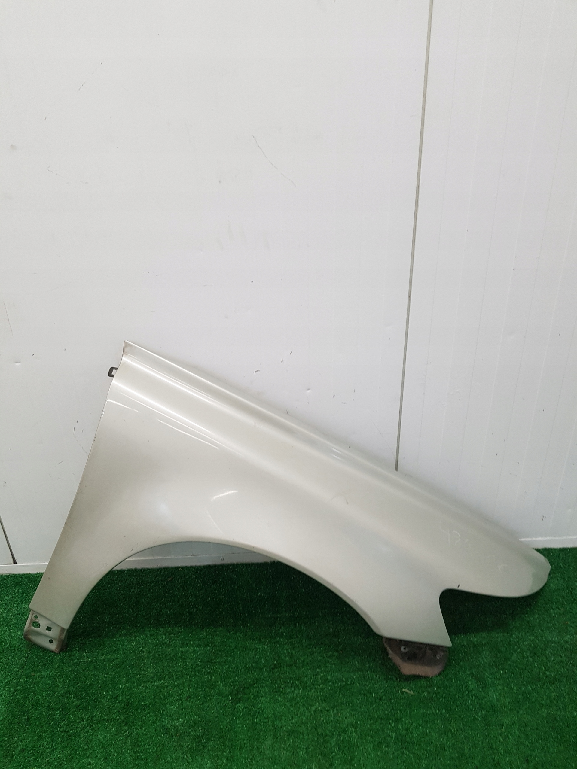 fender right front LIFT VOLVO S40 II