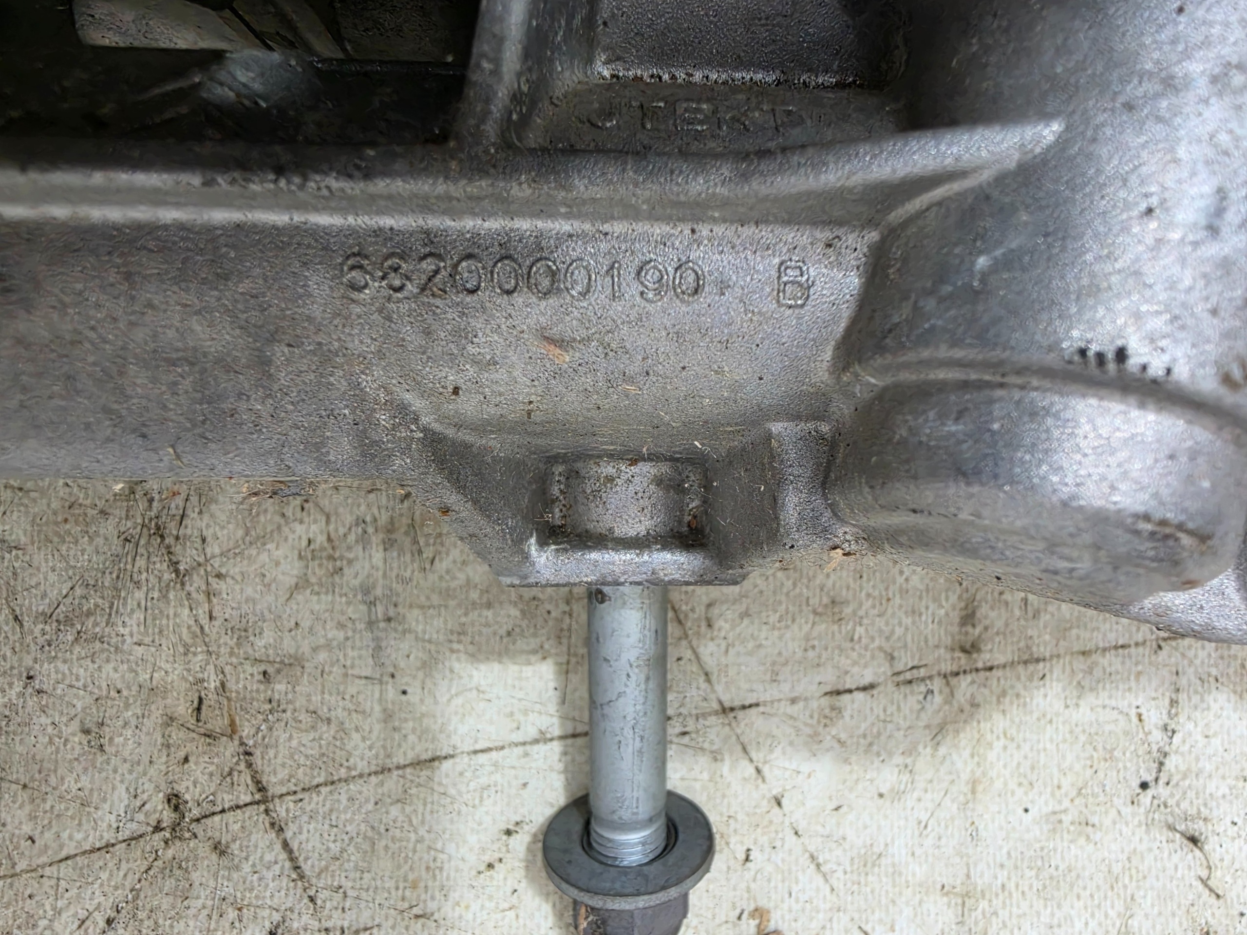 servo control PEUGEOT 208 and 2012-2019 6820000190