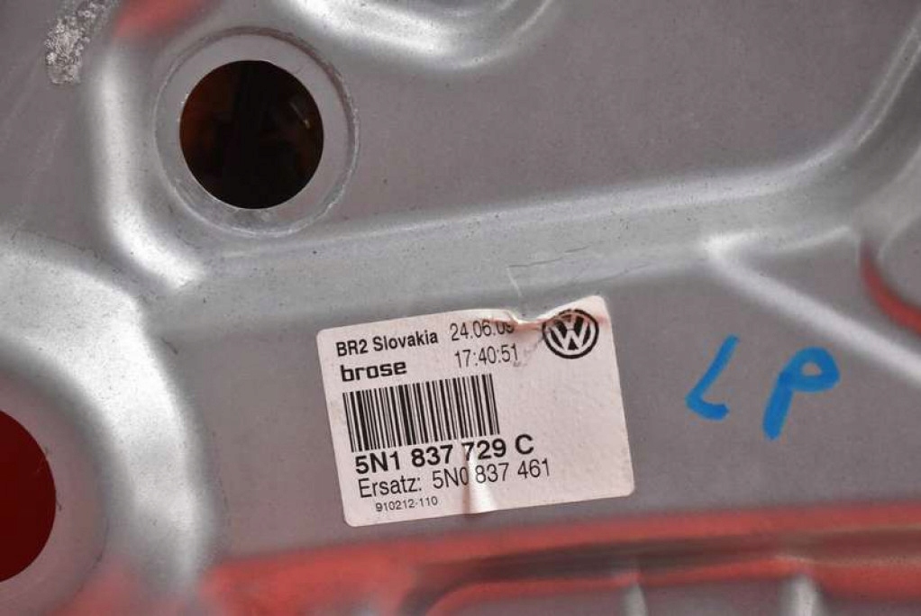 window regulator left front EU 5N0837755 VW TIGUAN 1 and 07-11