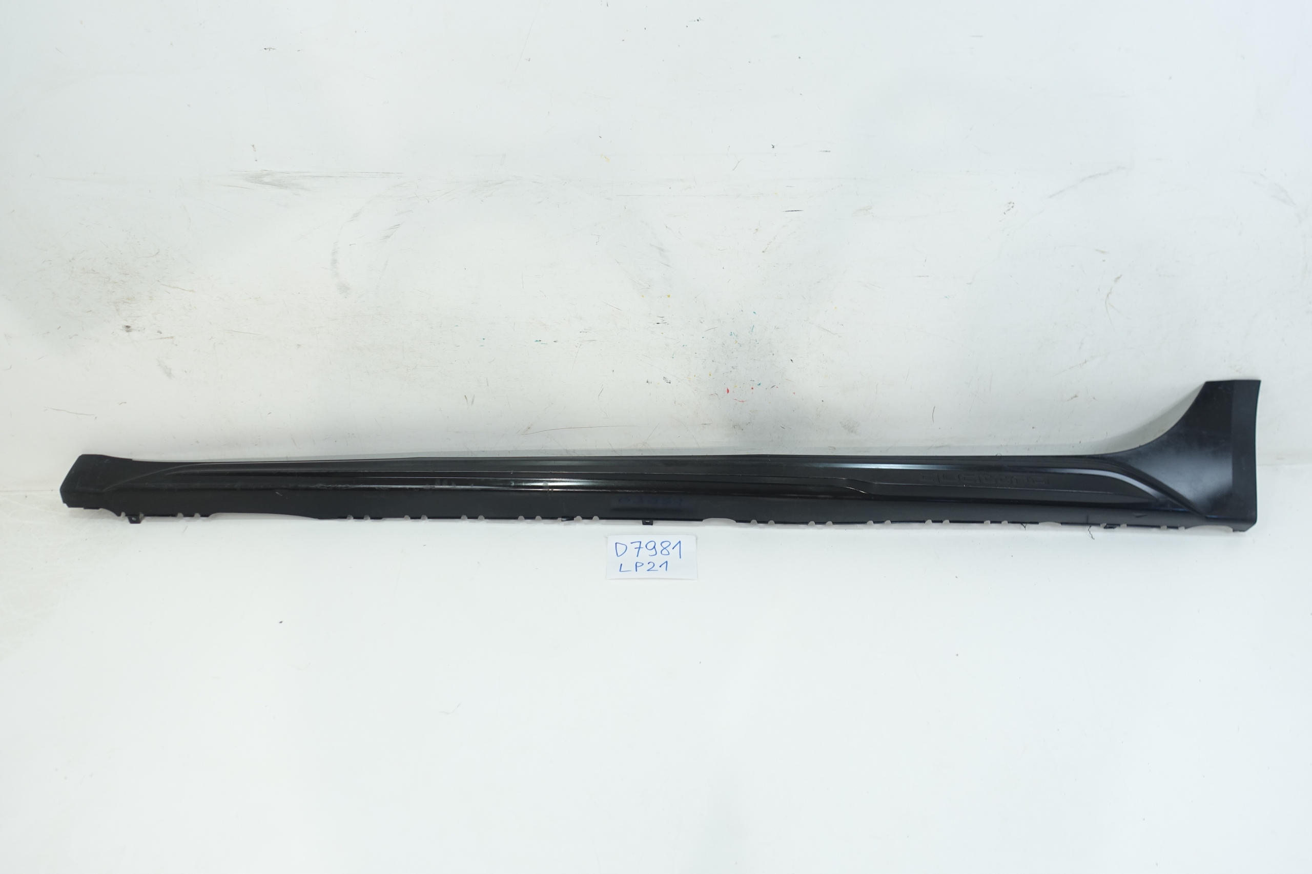 moulding threshold left AUDI A4 B9 LIFT KOMBI ALLROAD