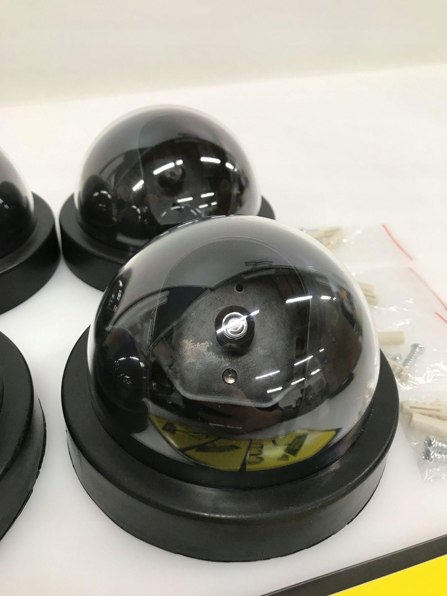 DODUOS ATRAPA KAMERY CCTV Model cctv