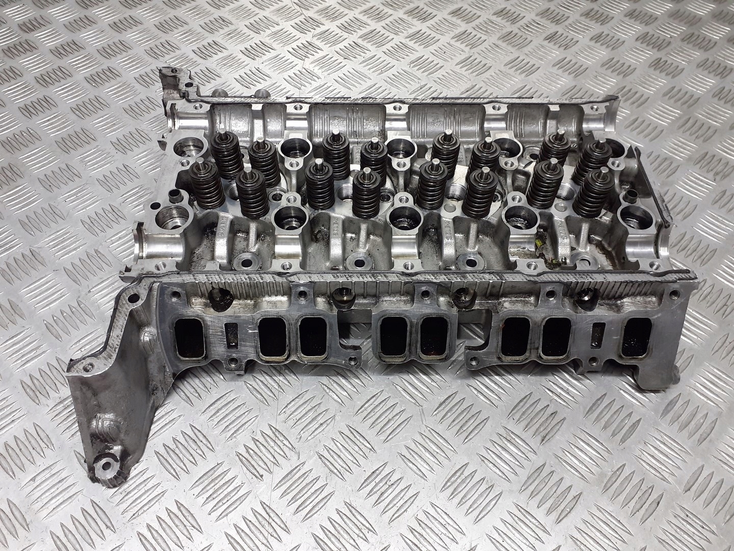 GŁOWICA D6BA FORD MONDEO MK3 2.0 TDDI