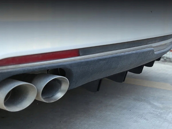 4x DOKŁADKI ZDERZAKA TYLNEGO DYFUZOR HYUNDAI KIA LEXUS SAAB LAND ROVER MG Typ samochodu 4x4/SUV Niezdefiniowany Samochody osobowe