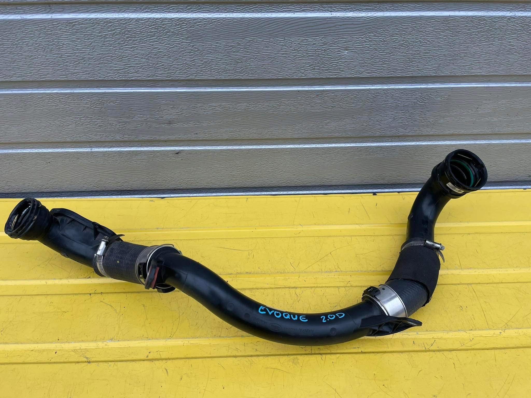 GJ32-6C782 REG2 - LAND ROVER EVOQUE ВОЗДУШНЫЙ ИНТЕРКУЛЕР ТРУБА 2.0 D