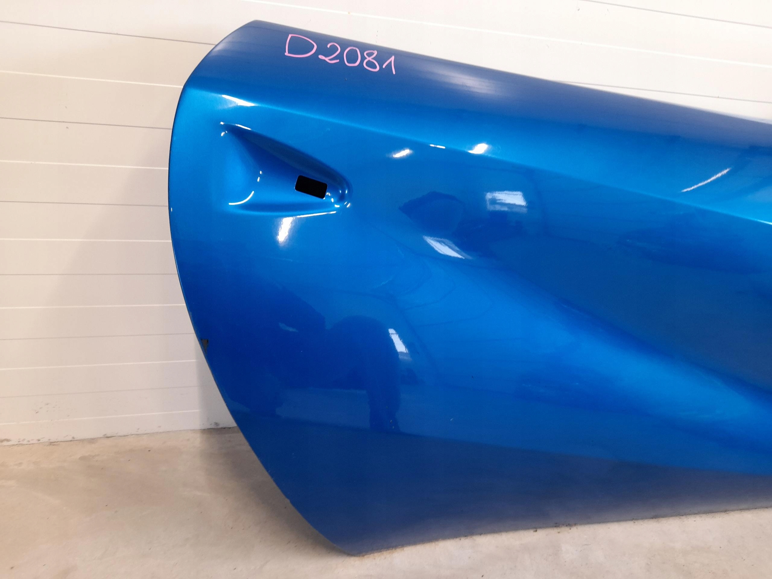 DRZWI PRAWE PRZEDNIE FERRARI 812 SUPERFAST Producent części Ferrari OE