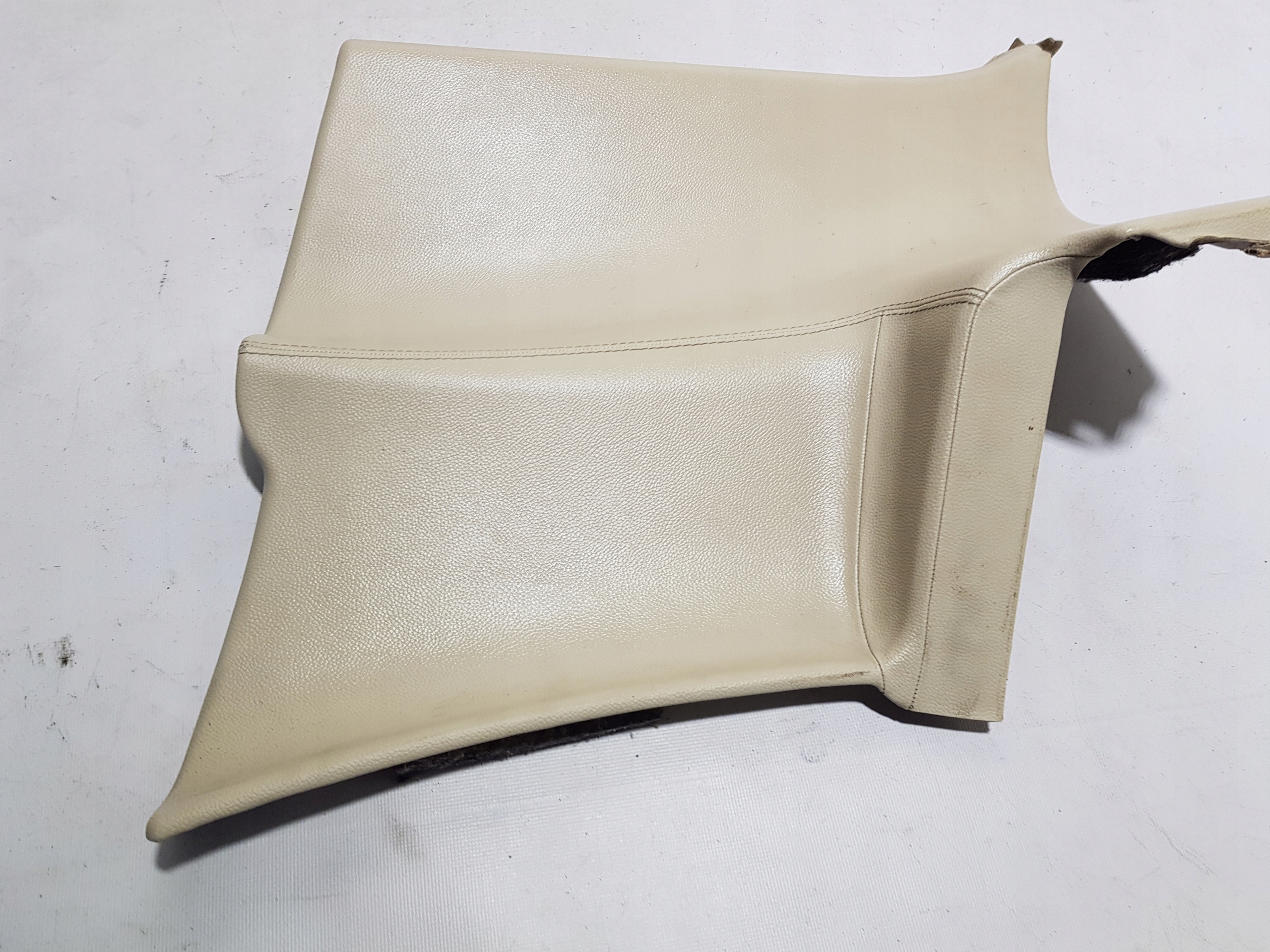 side upholstery right rear part MERCEDES SL R230