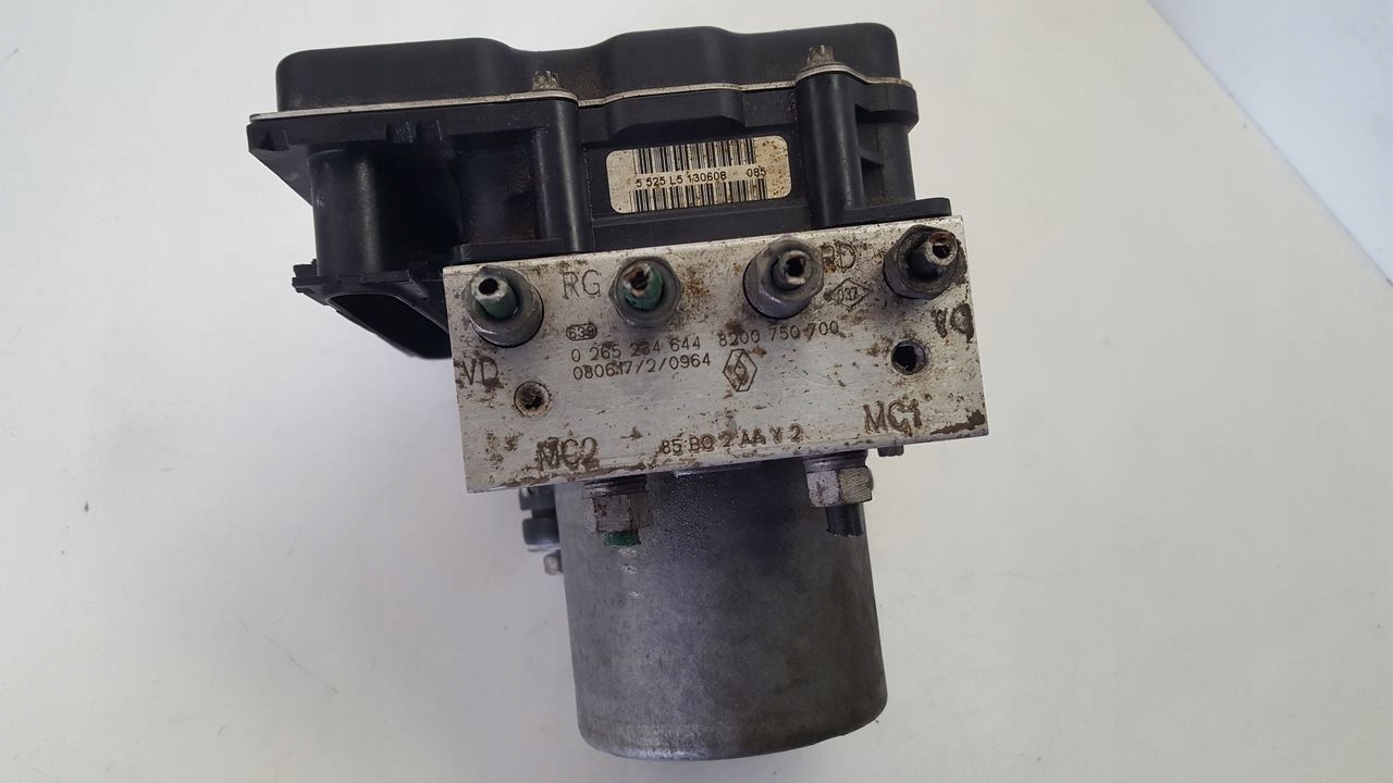pump ABS 0265950788 Renault Clio III 3