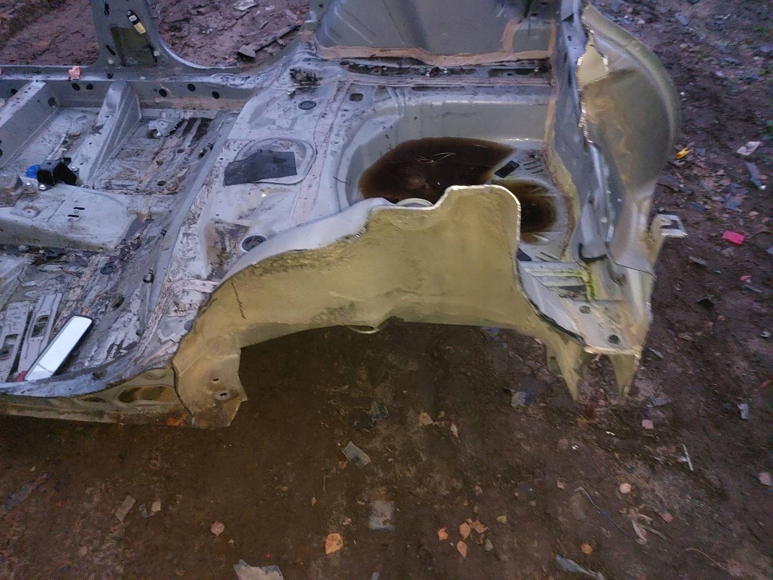 sump boot rear panel TOYOTA YARIS II LIFT 1F8