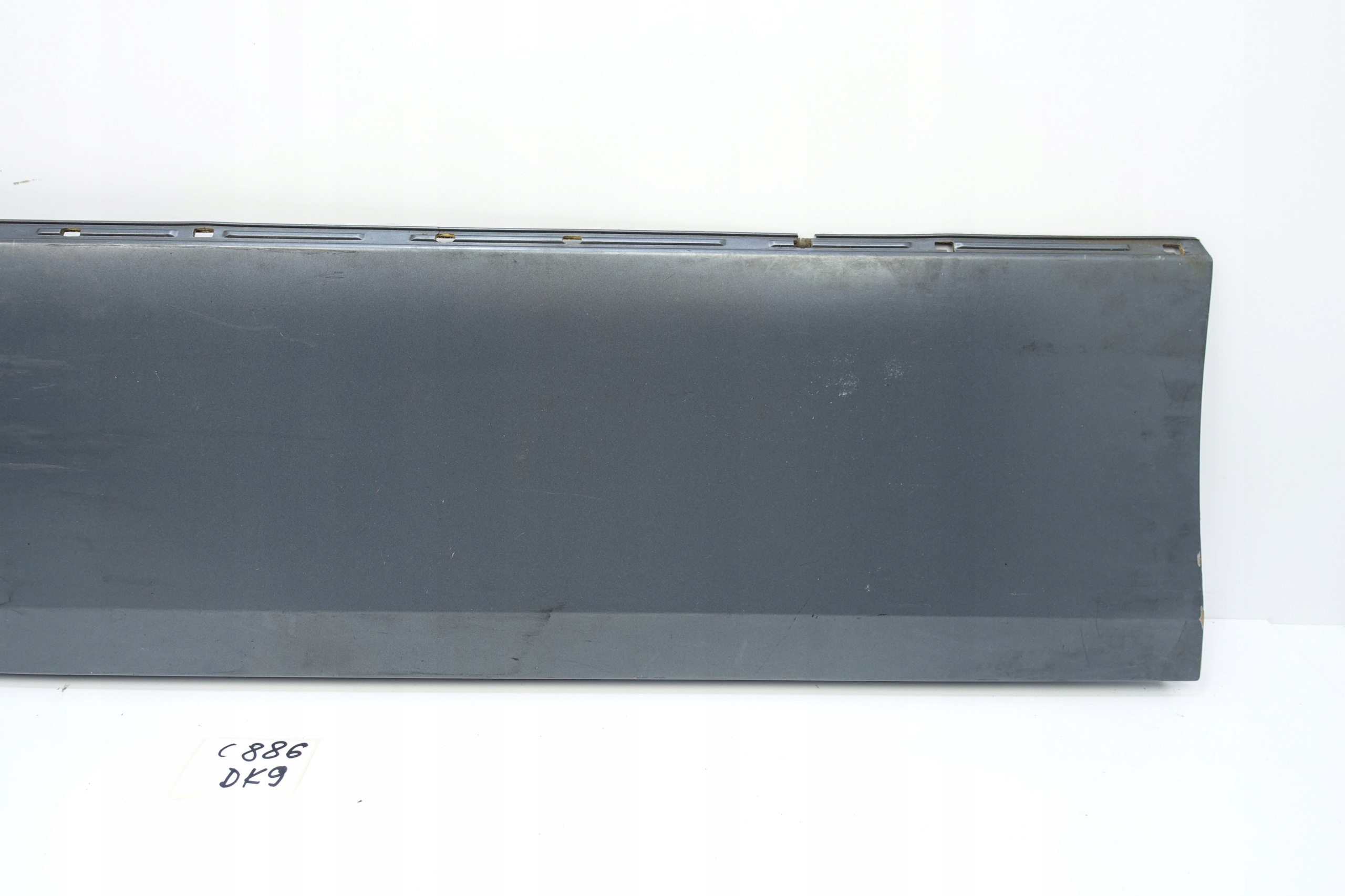 moulding door left front MERCEDES E W124