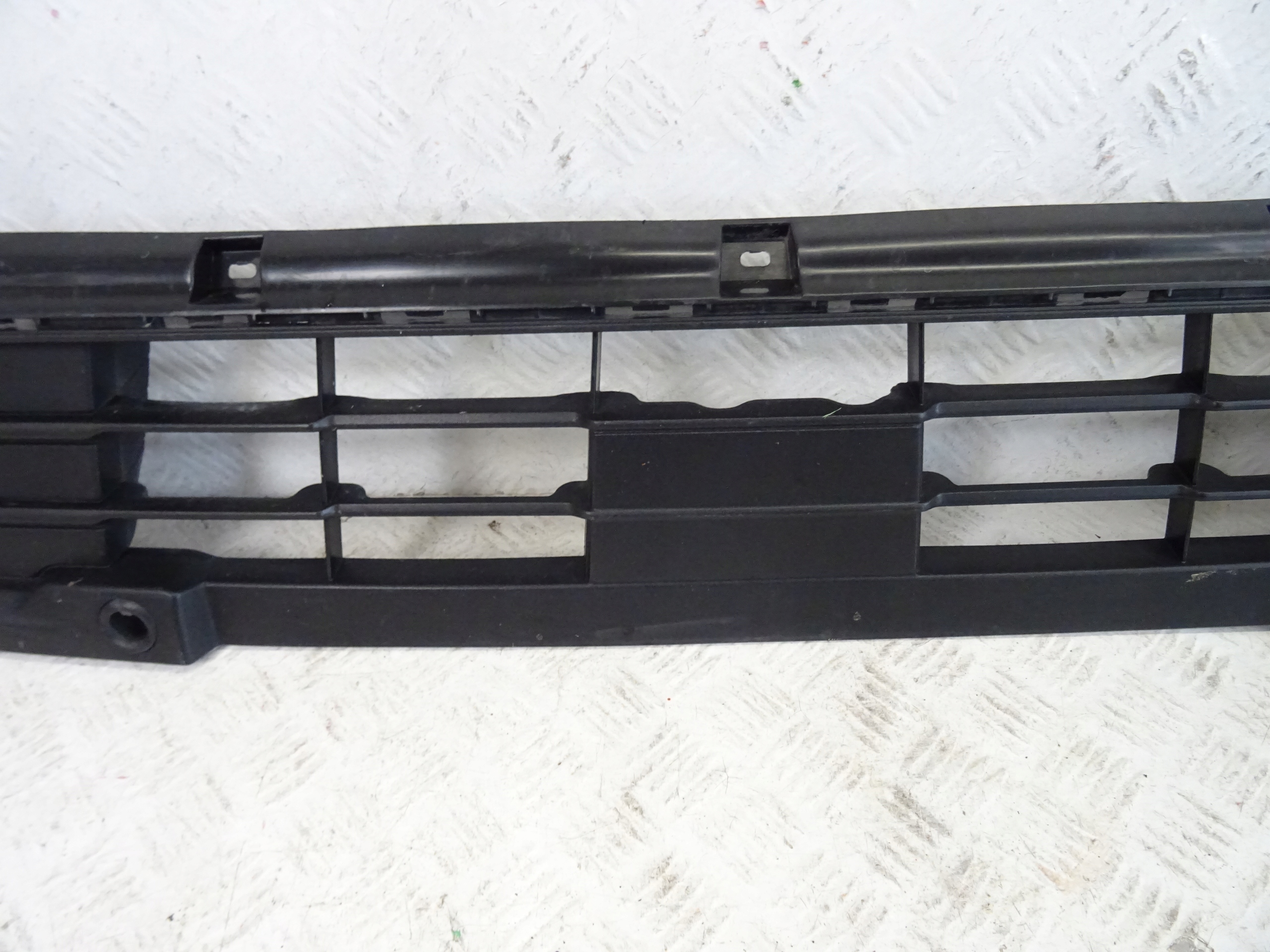 Lüftungsgitter der Stoßstange mitte FORD TRANSIT CUSTOM LIFT LK21-17K946-A