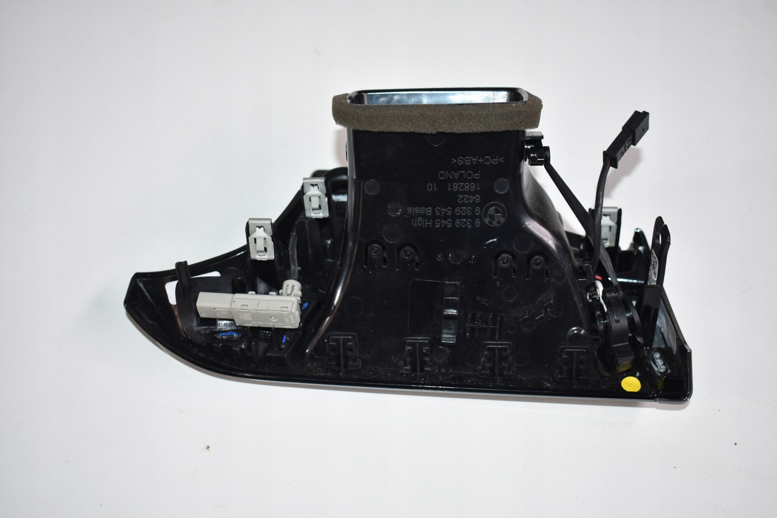 perfect condition grid NAWIEWUKONSOLI left BMW G30 G31 1