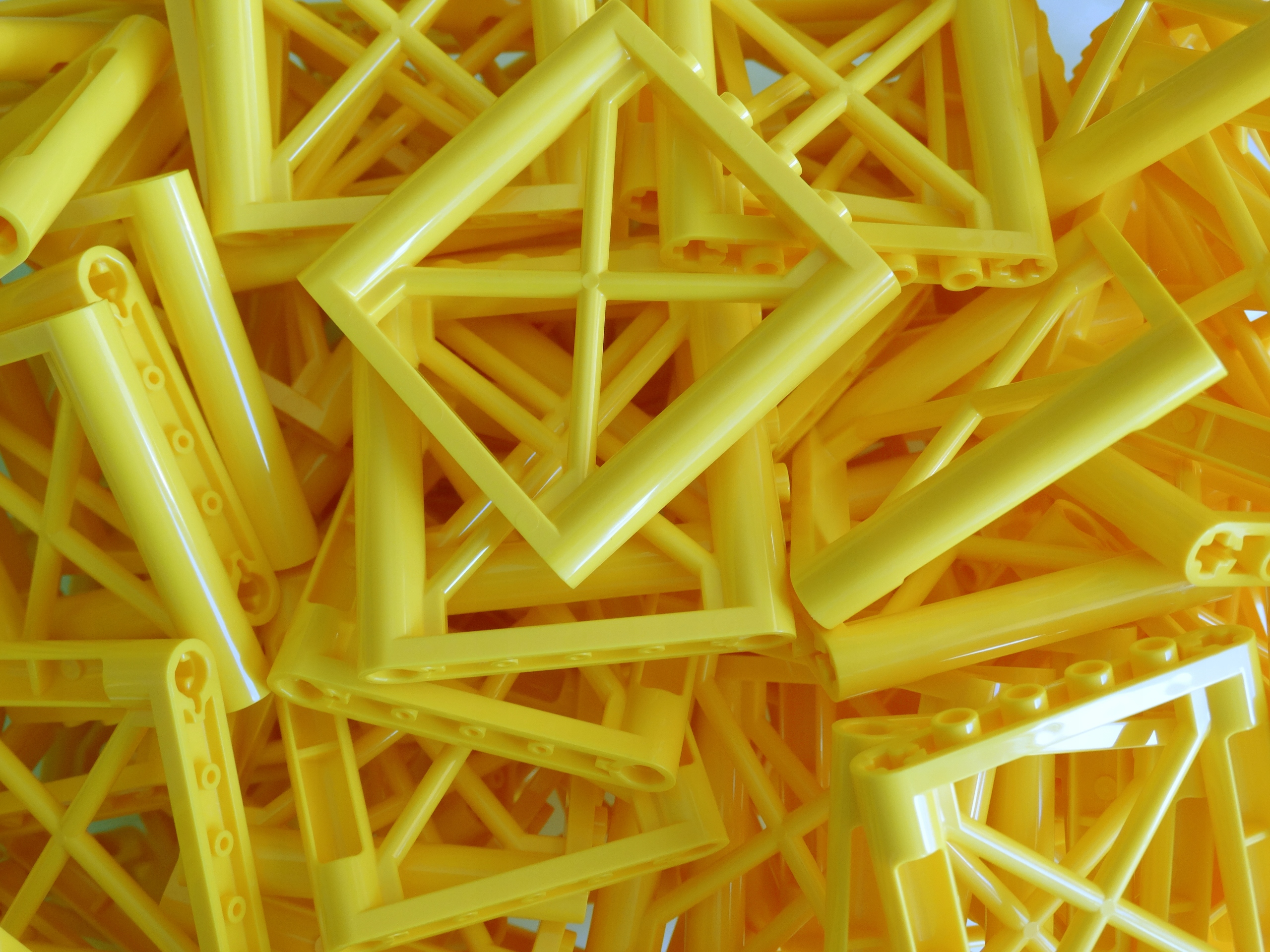 

Lego 64448 Podpora 1x6x5 Yellow Żółty 2 szt Nowe