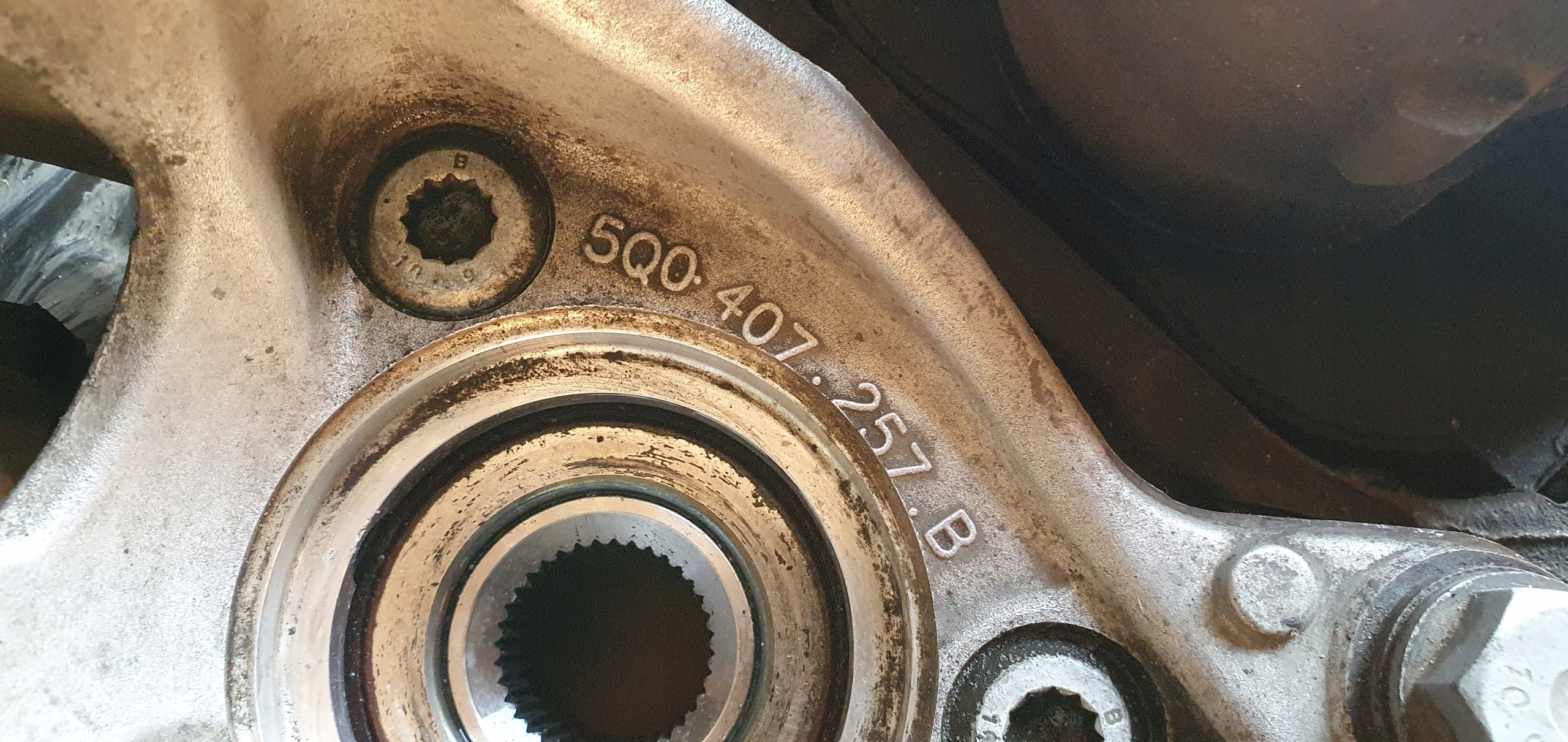 swing disc caliper SKODA KODIAQ 2.0 TDI left