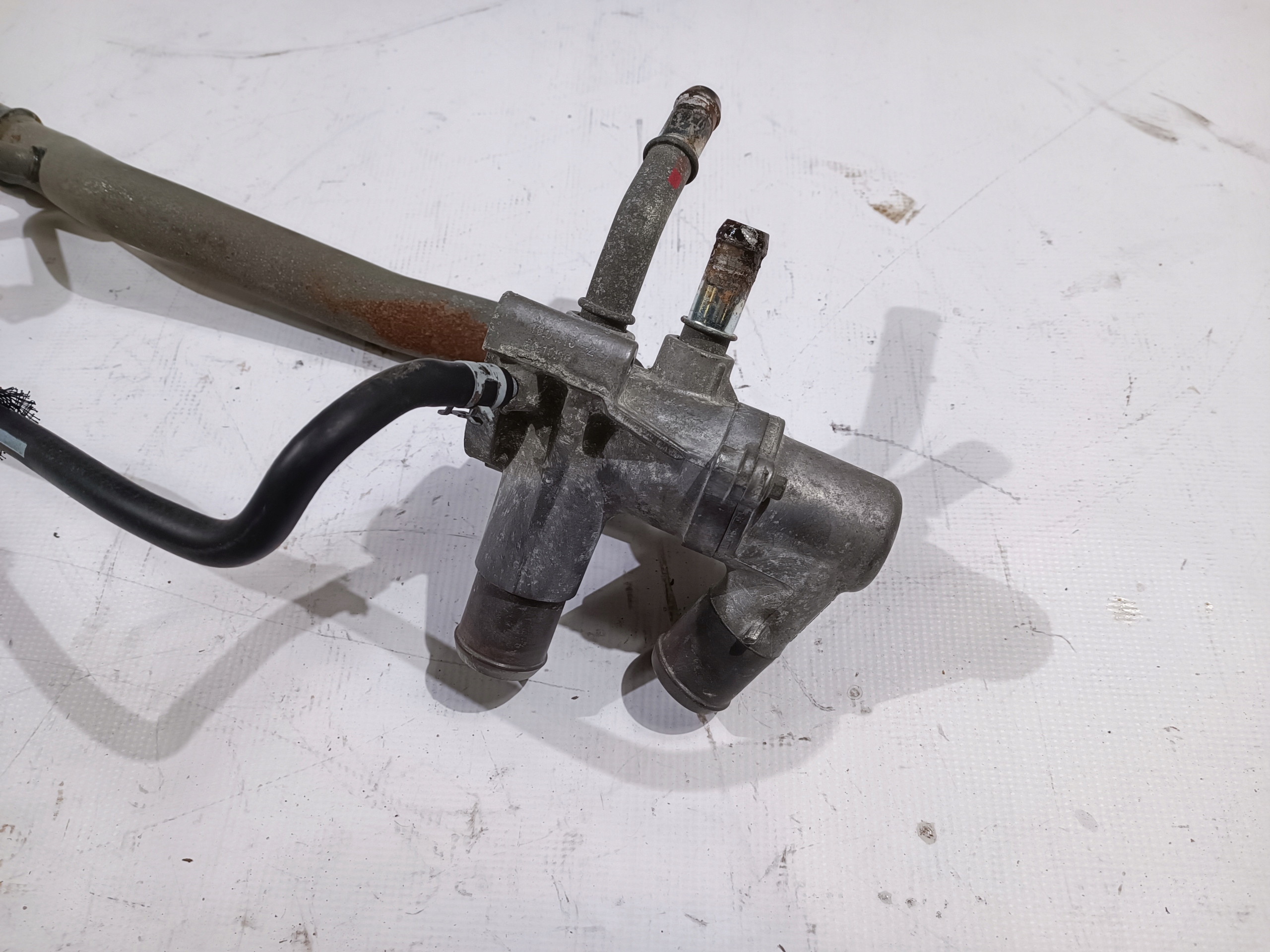 vedení spojka vody termostat obal Ford Explorer Flex Edge 3.5 V6 2011