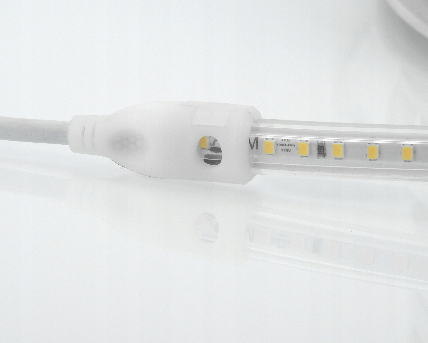STABILIZATOR Z WTYCZKĄ DO TAŚMY LED 230V KLIK Kod producenta clickplug