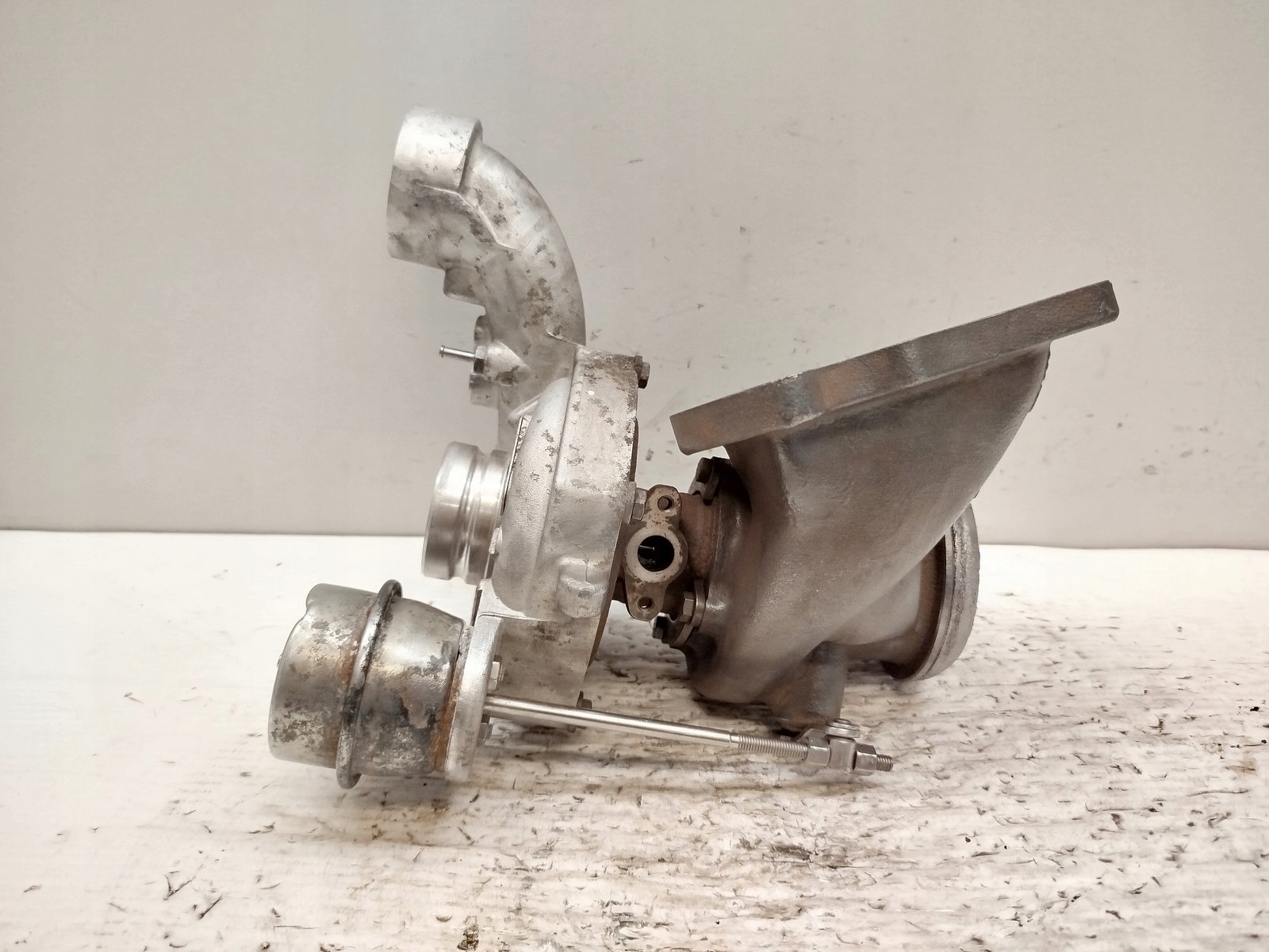 turbo 2,2 CDI Mercedes A6510900980