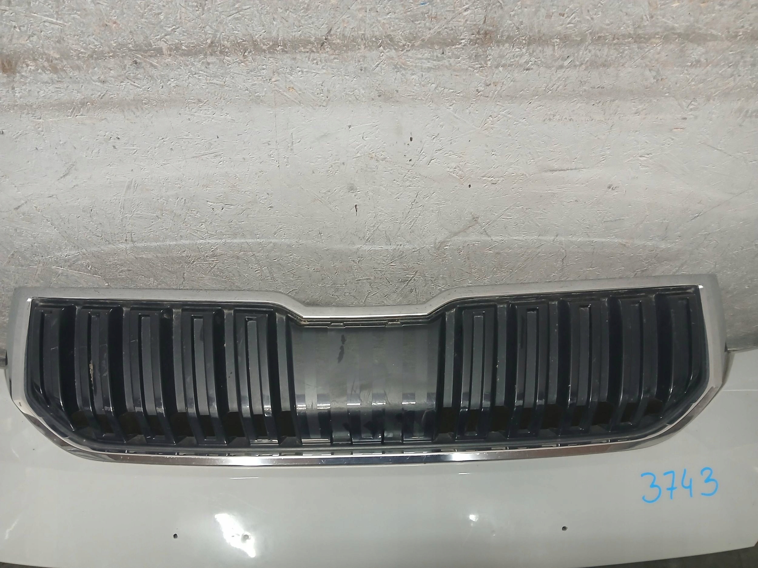 nárazník předek SKODA KAROQ