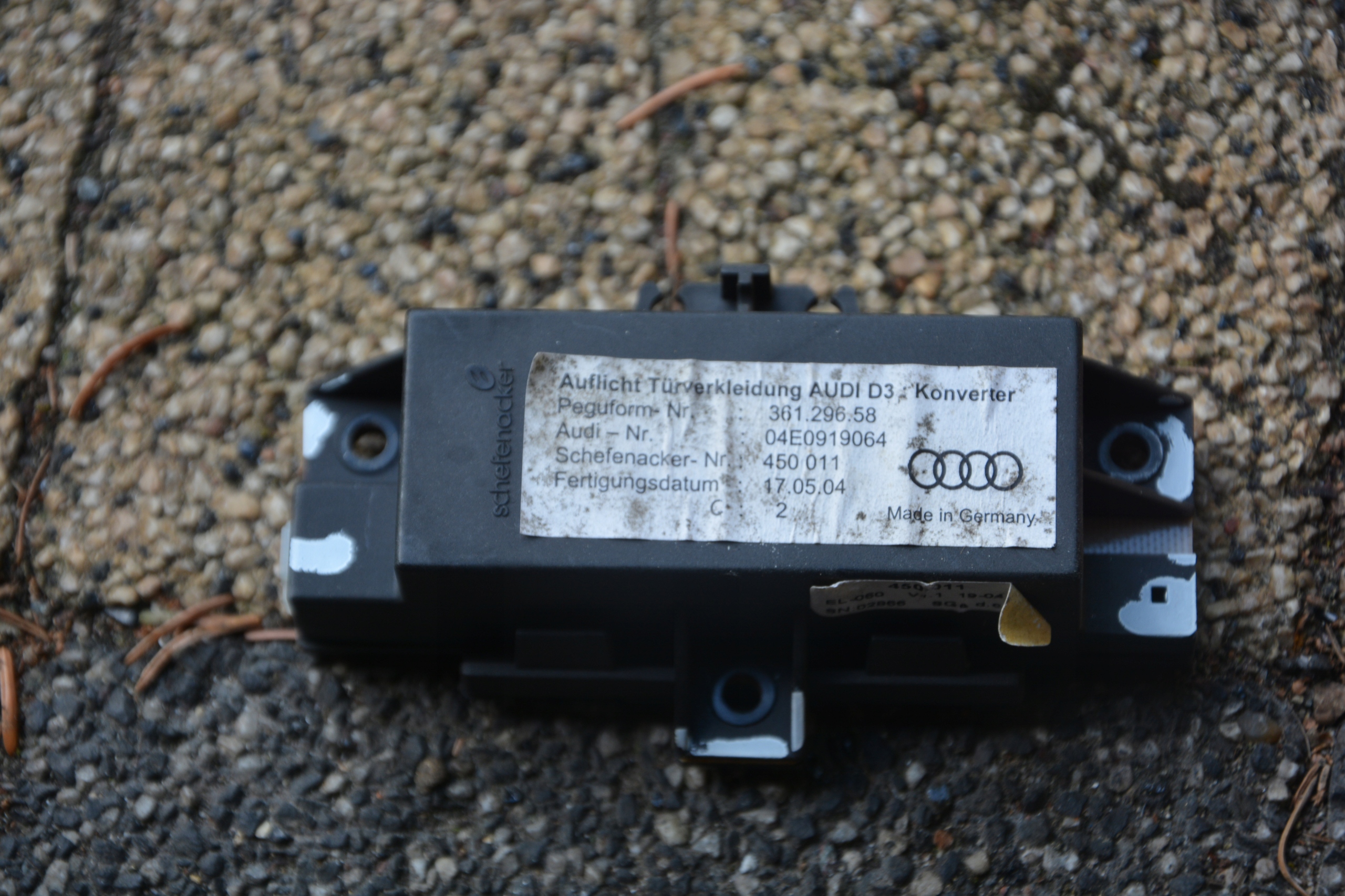 MODUŁ PODŚWIETLENIA AUDI A8 D3 LONG 04E919064