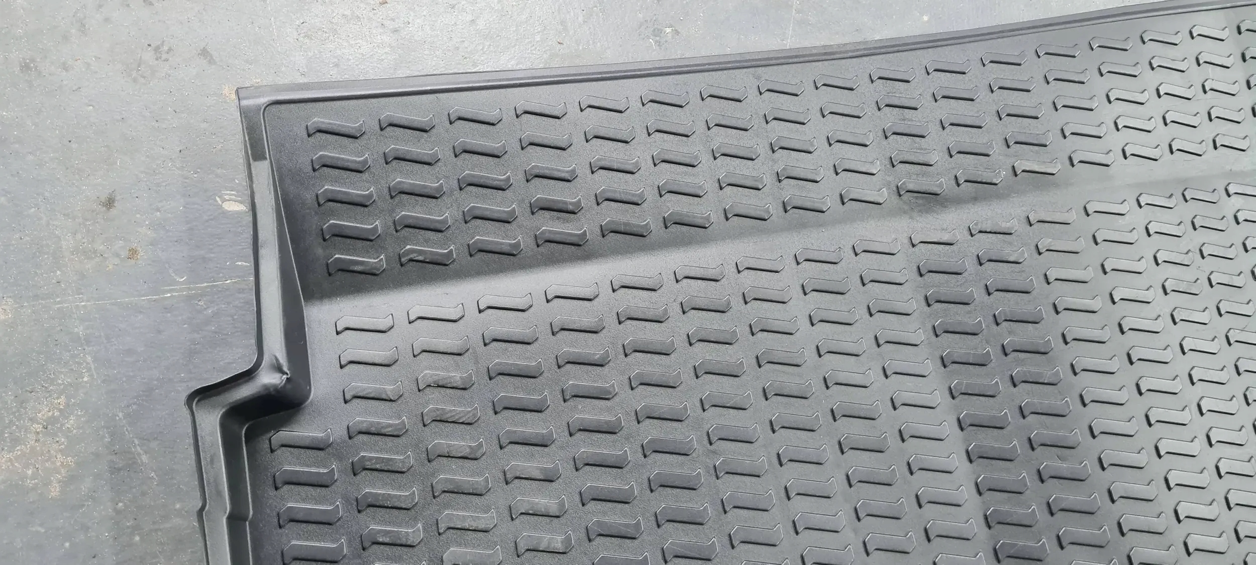 Q3 83A boot mat rubber rear part mats 83A061180