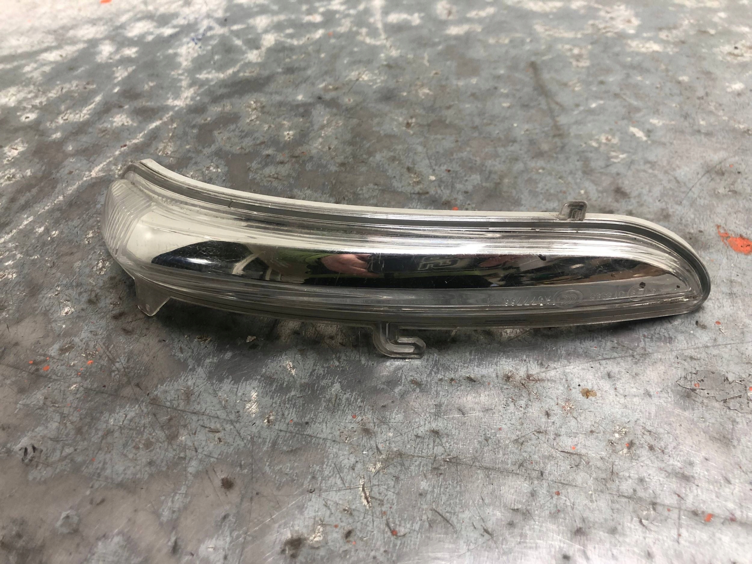 indicator mirrors left PEUGEOT 208 23962831