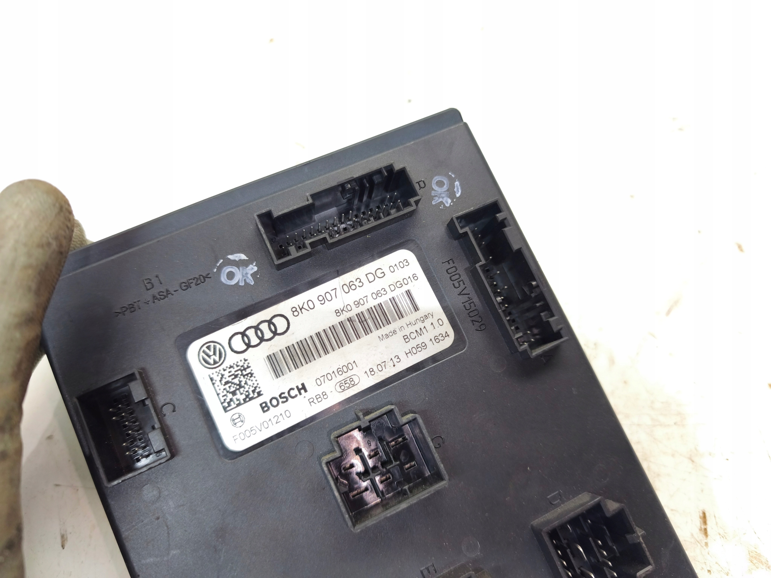 comfort control unit control unit AUDI A4 B8 A5 8T Q5 8R 8K0907063DG