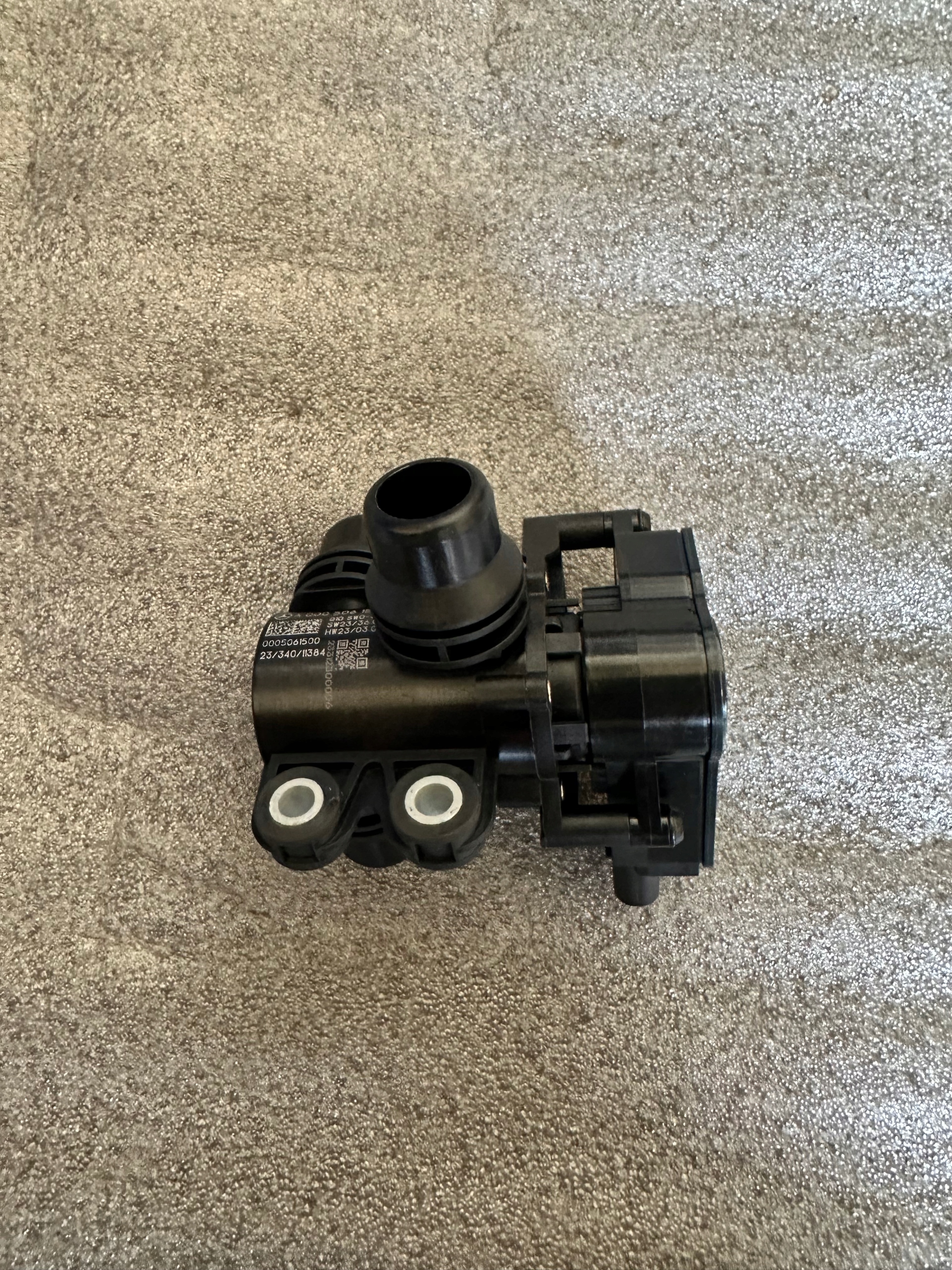 !ZAWÓR REGULUJĄCY WODY A0005061500 MERCEDES SPRINTER W907 W910 !