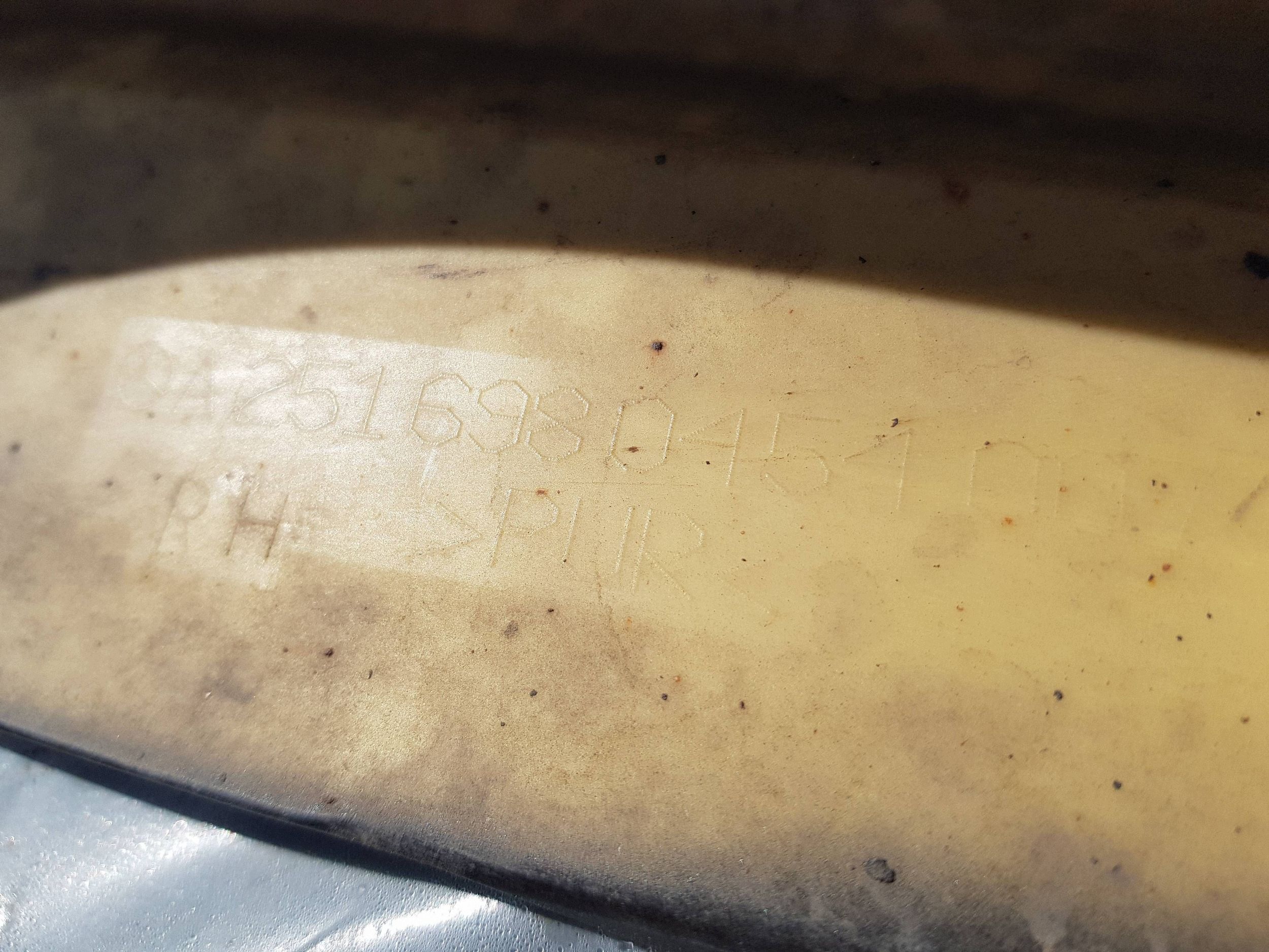 moulding threshold right MERCEDES W251 LONG
