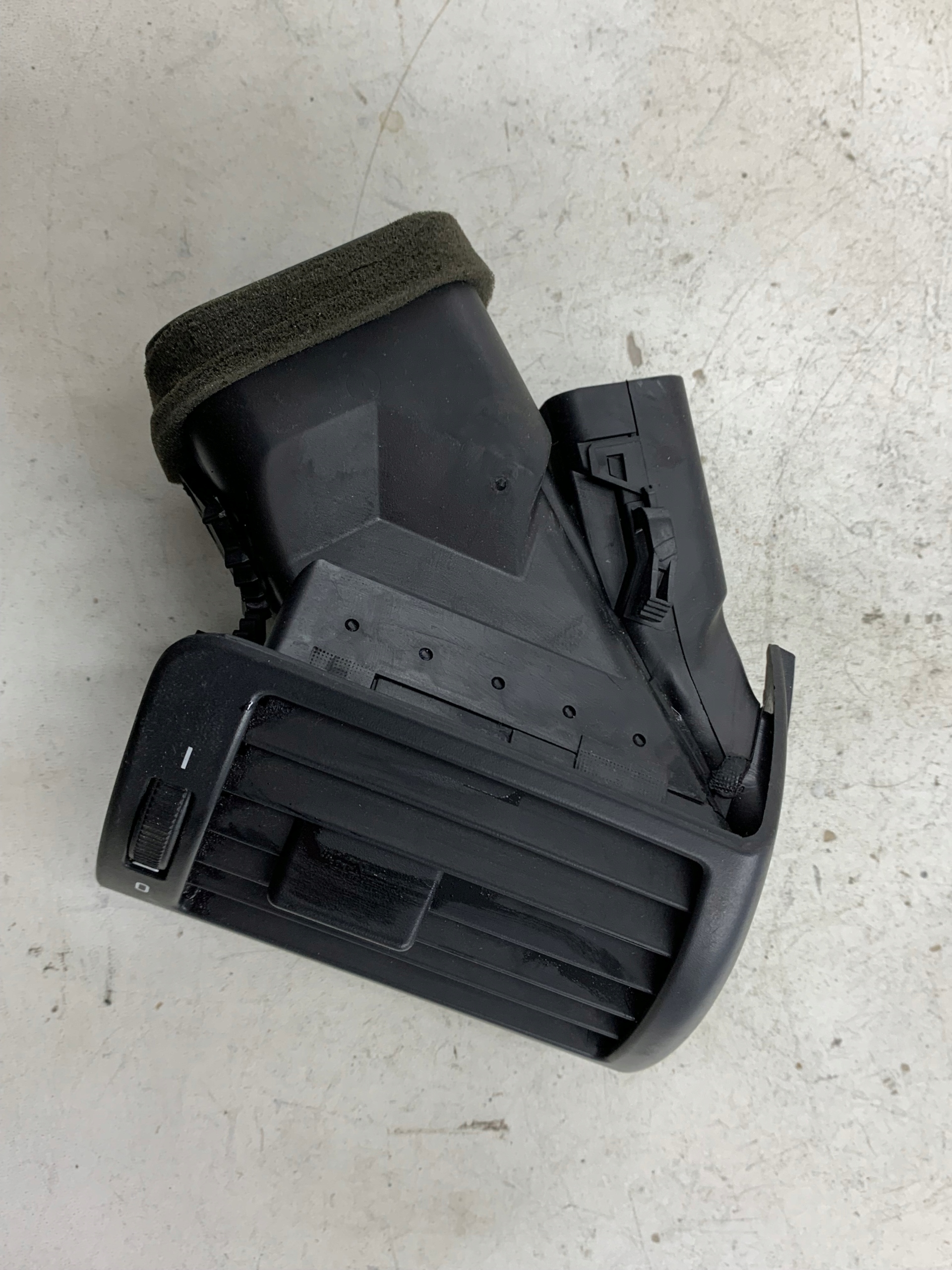 BMW E46 grid air conditioning devices right 8361898