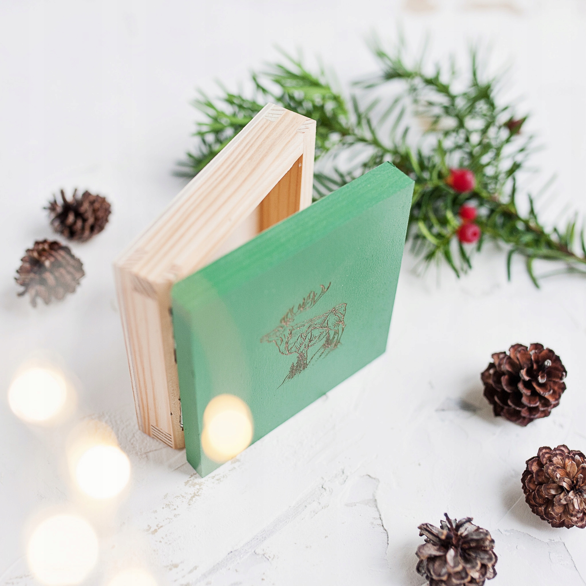 Drewniane butelkowe pudełko z grawerem, prezent, boże narodzenie, zielony