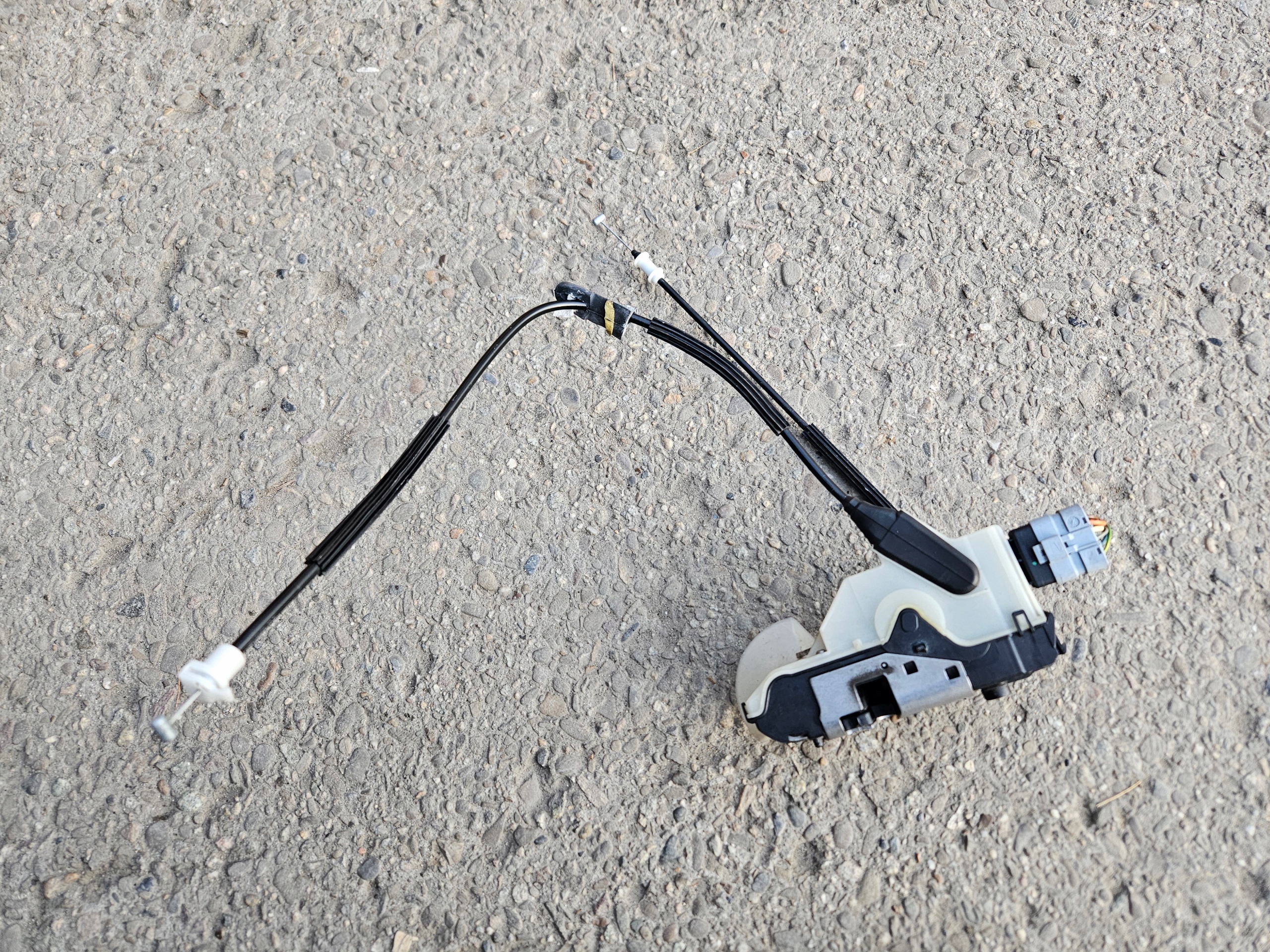 lock door left front CITROEN C4 B7 II 2010-2017 9685351380