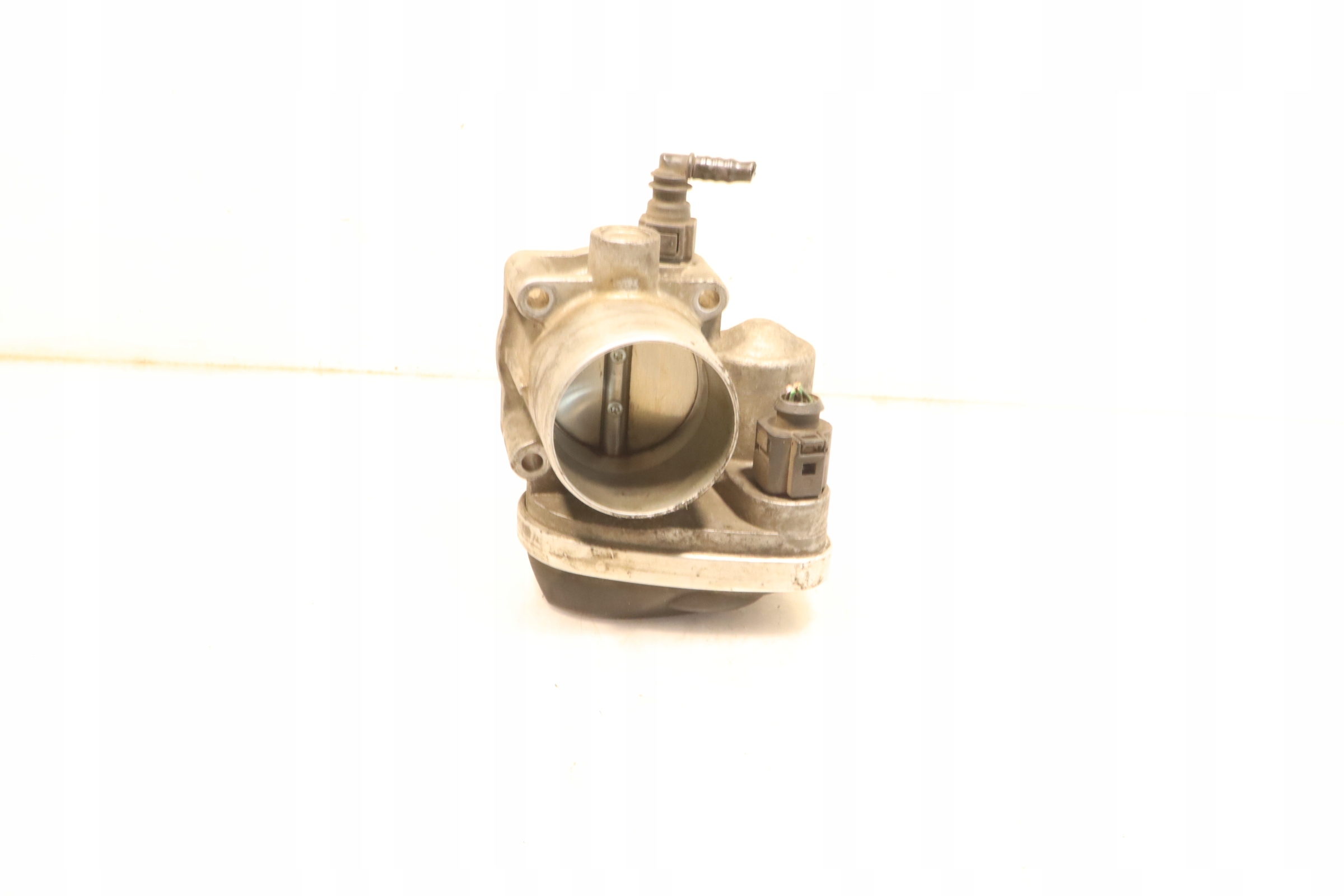 renault oe 8200190230 ДРОССЕЛЬНАЯ ЗАСЛОНКА
