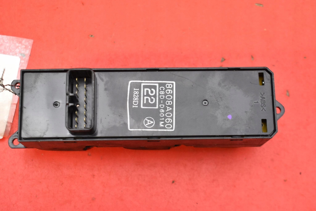 control panel of the window EU 8608A060 CITROEN C-CROSSER 07-13