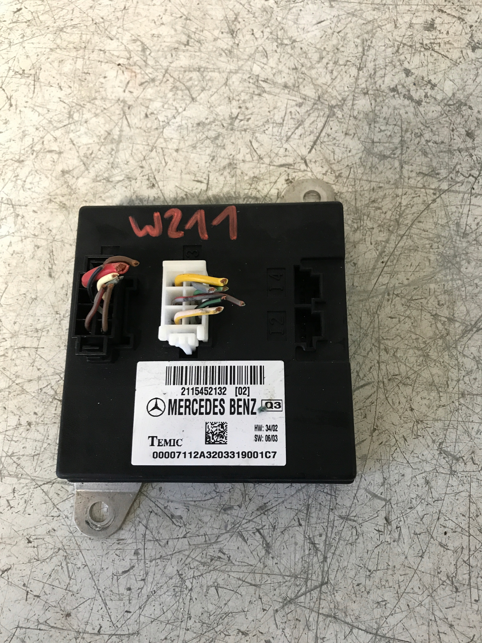 Unité commande confort MERCEDES W211 2115452132