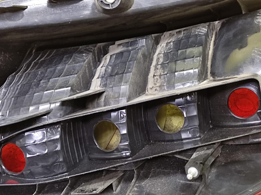 RENAULT SCENIC II light right rear part 8200493375