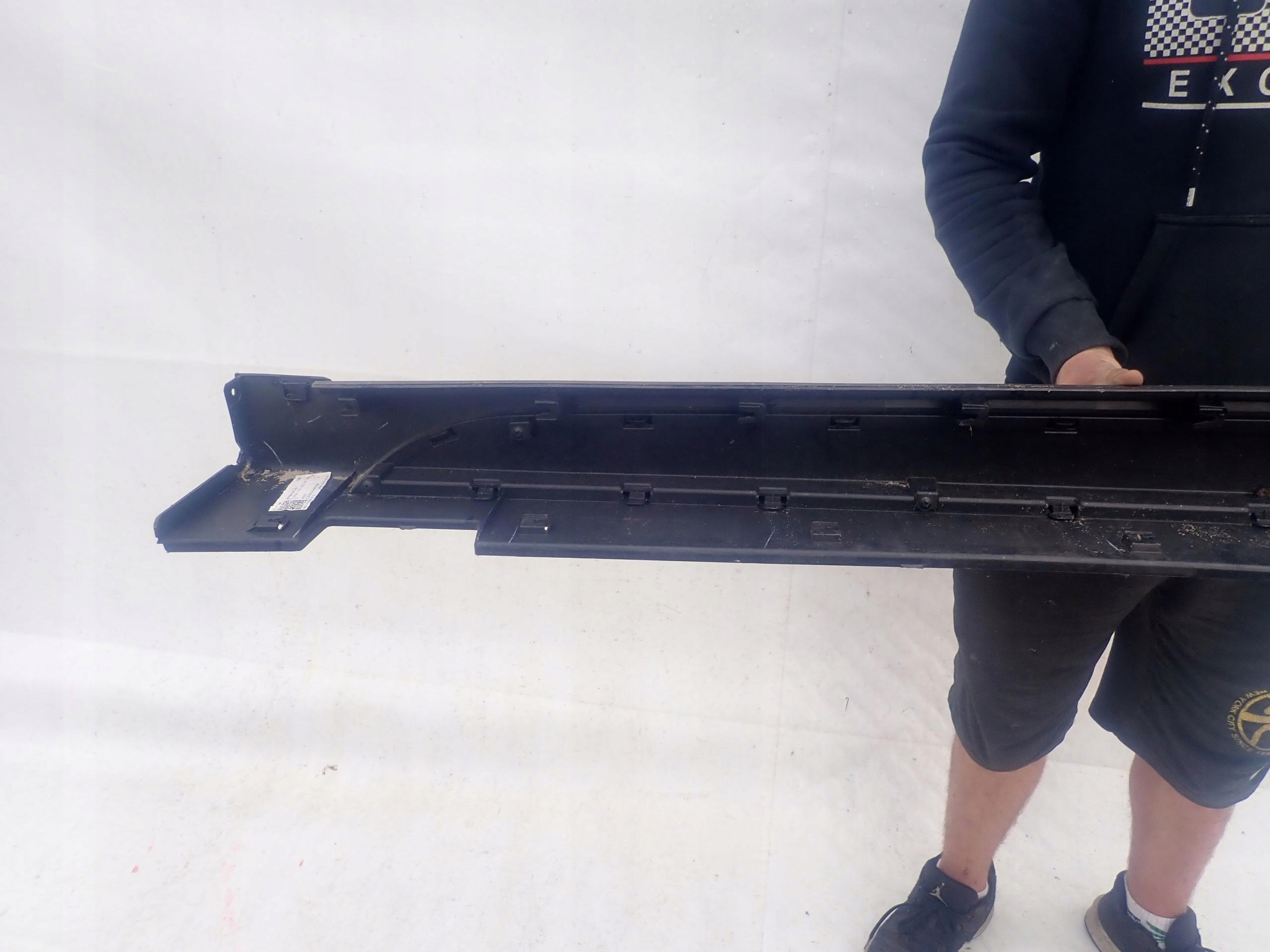 HYUNDAI TUCSON III 15- threshold right moulding threshold