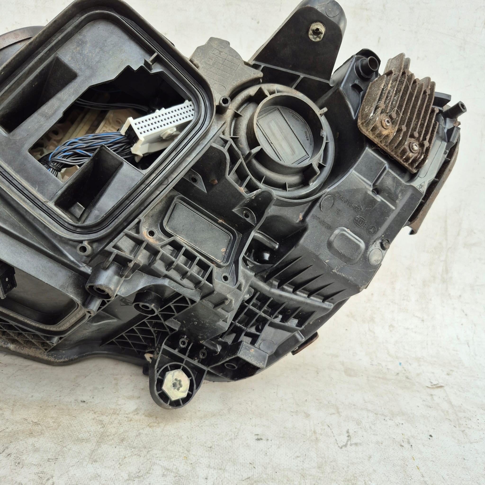MERCEDES C-KL W205 LIFT 18- light right front front FULL LED MULTIBEAM