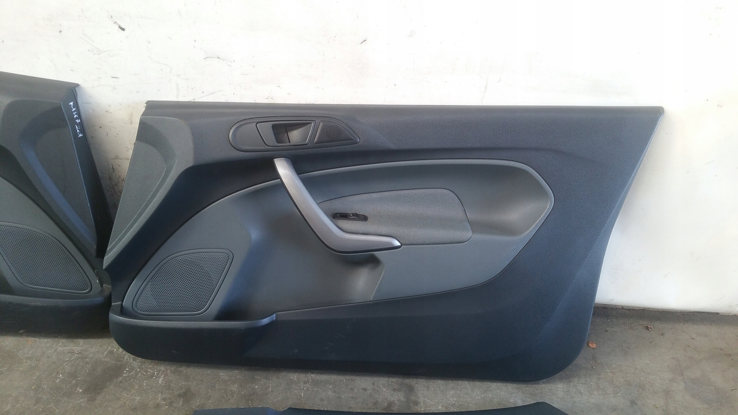side 3d kpl Ford Fiesta MK7