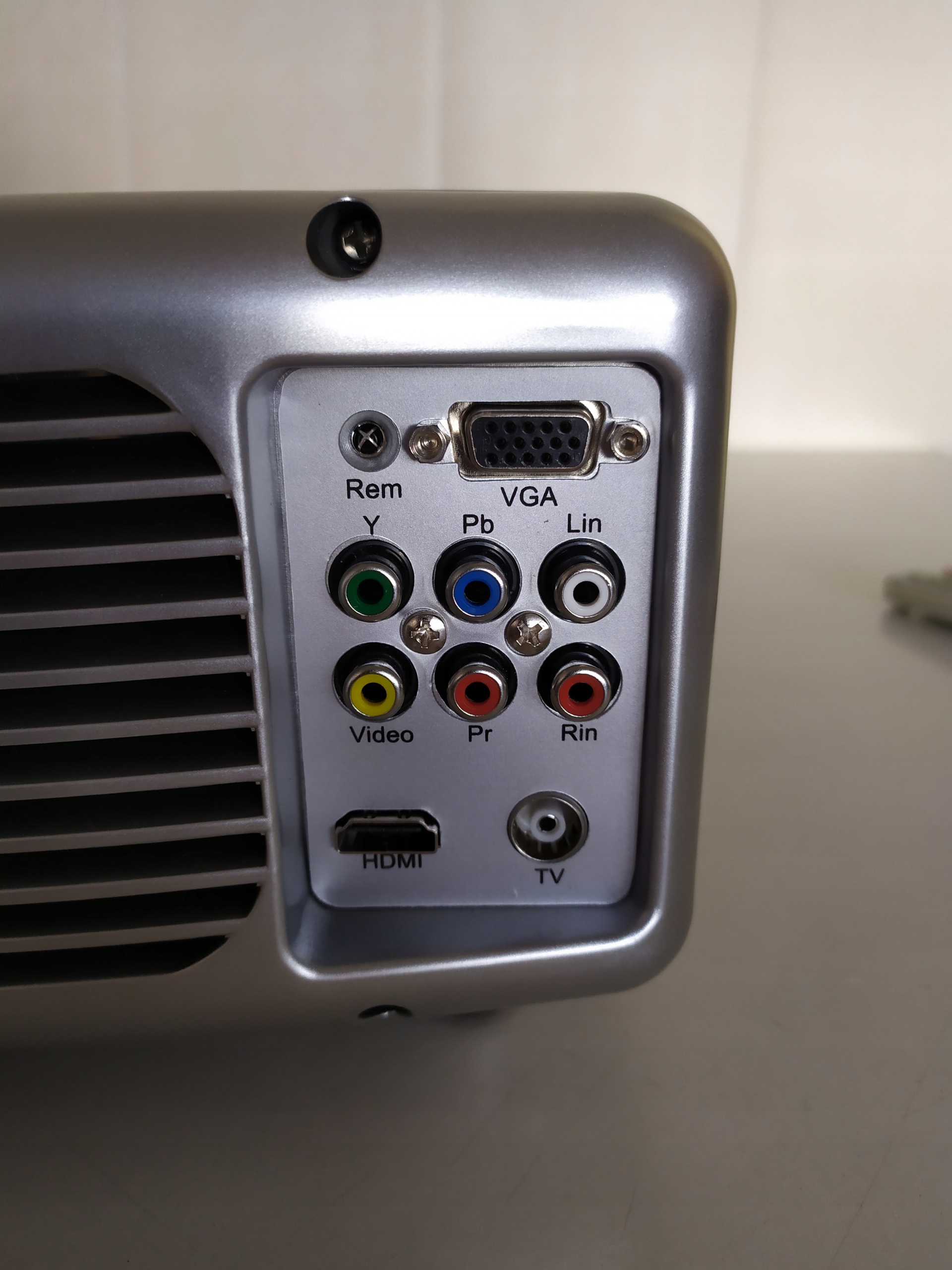 Projektor LCD Klarstein HDMI Wbudowane głośniki tak