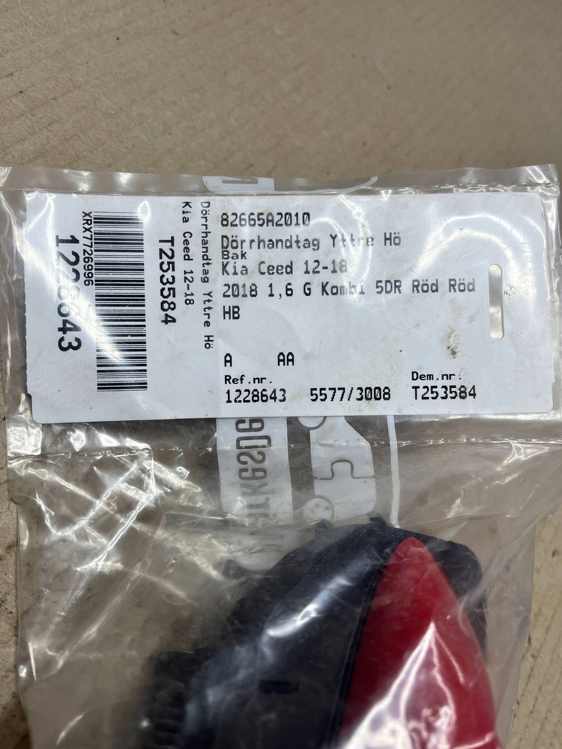 handle exterior rear right KIA Ceed 82665A2010