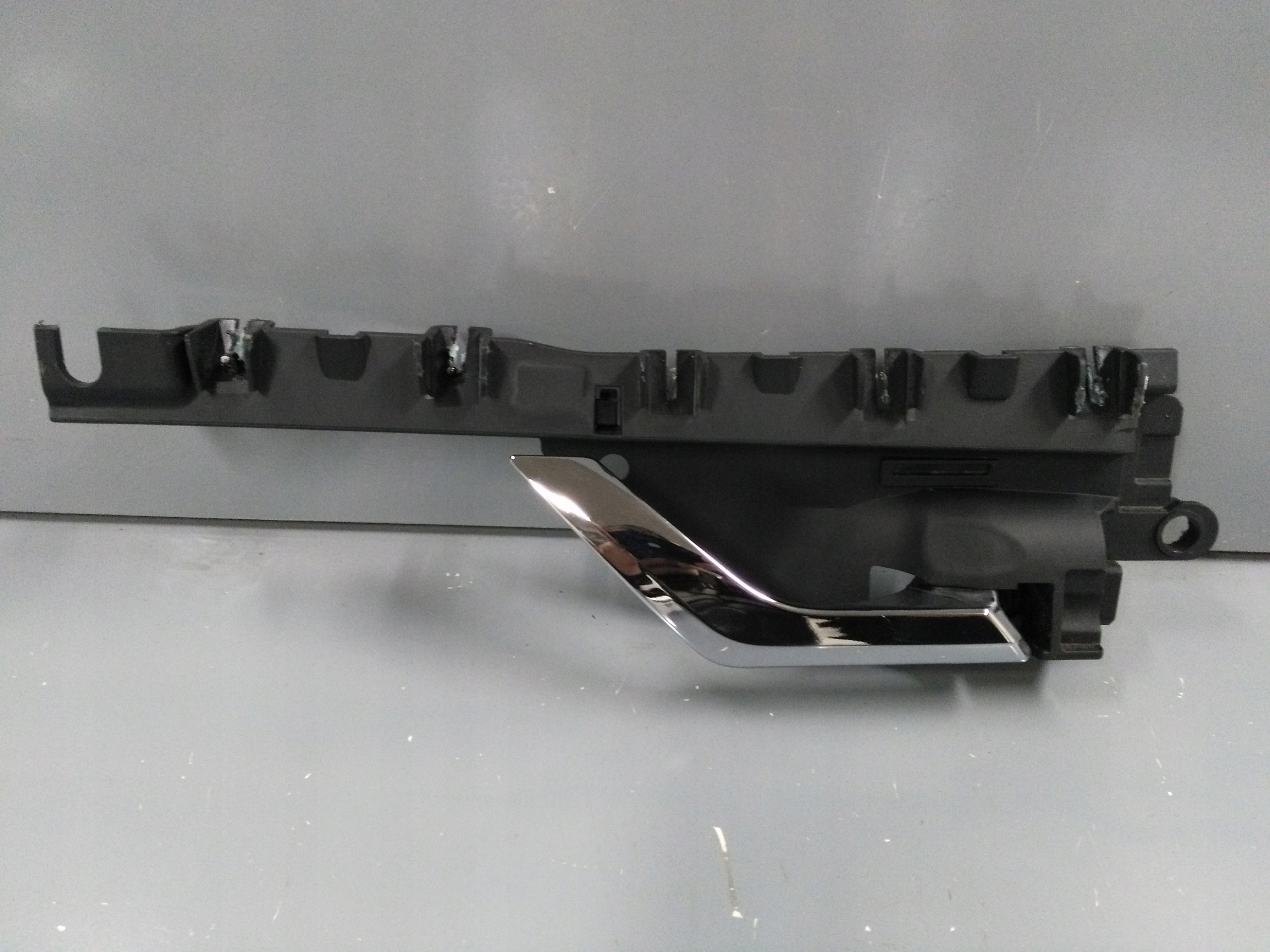 5E0837248 - OCTAVIA III 5E ВНУТРЕННЯЯ ДВЕРНАЯ РУЧКА ПРАВАЯ ПЕРЕДНЯЯ