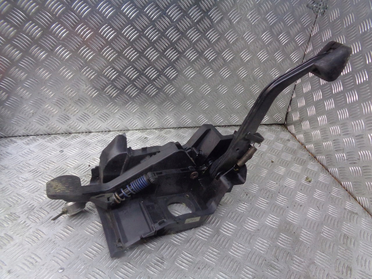 Педали в сборе MERCEDES W203 2.2 CDI