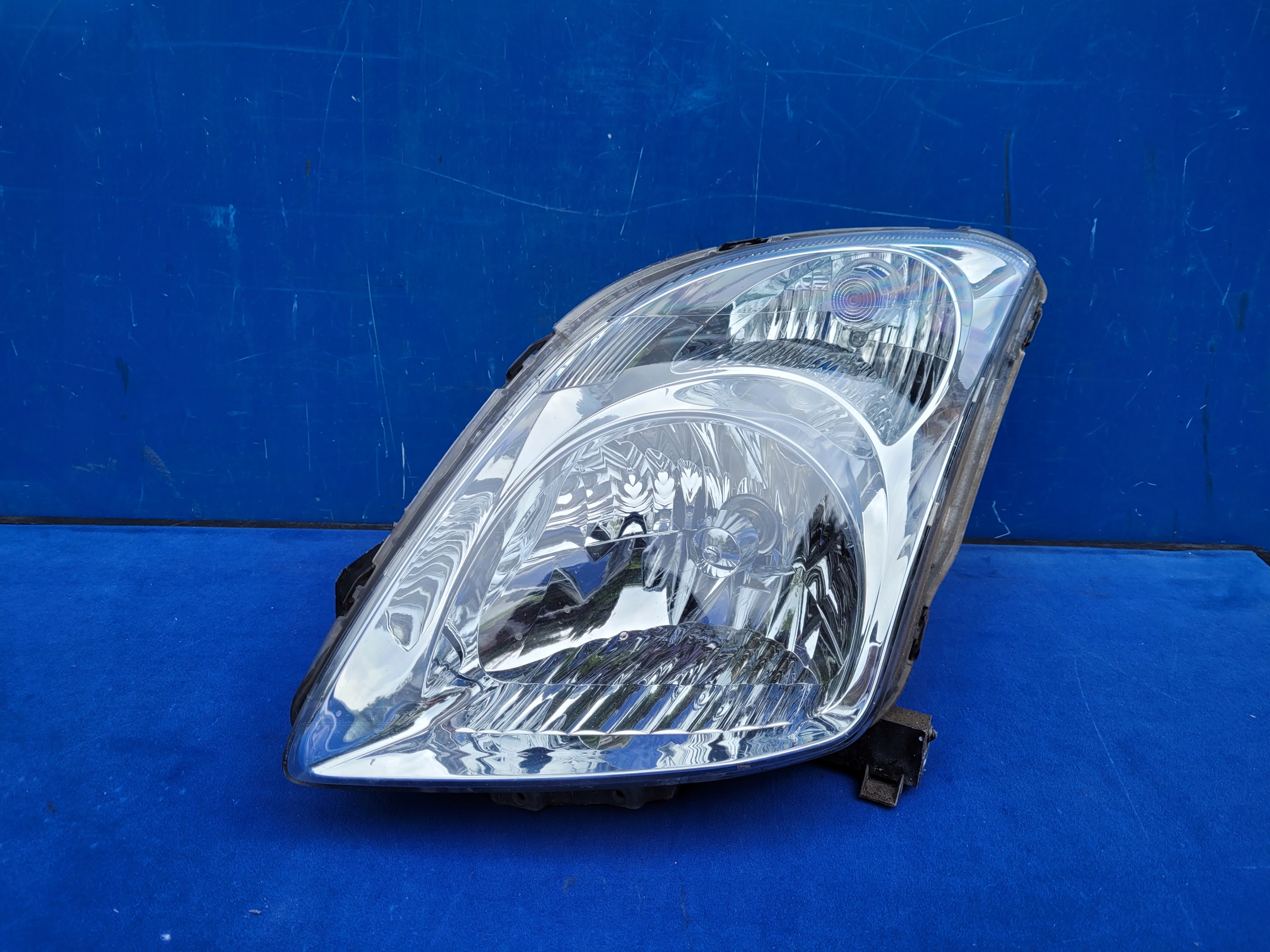 Frontscheinwerfer Suzuki Swift I AA 3530062J11LAMP LED Links Headlight - Thumbnail 1