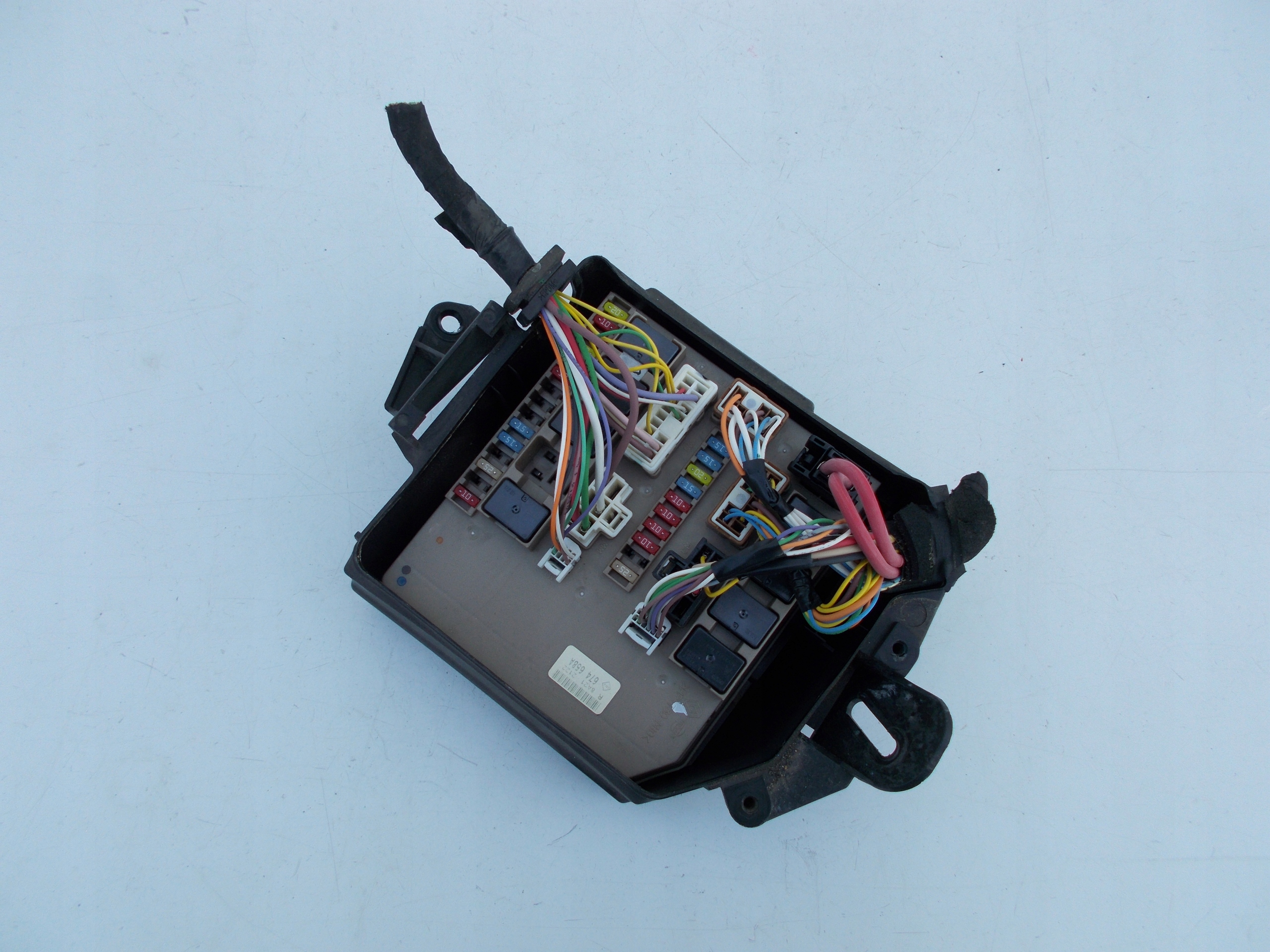 Moduł skrzynka UPC UCH BSM Renault Clio III Modus 674658A